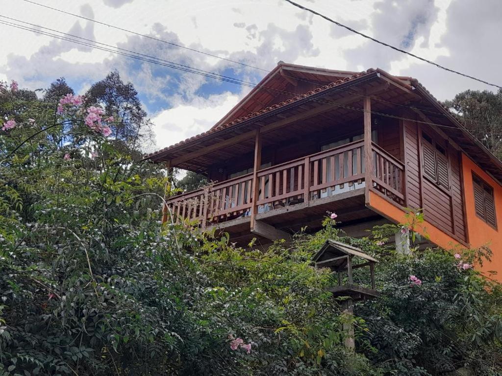 Chalés Requinte em Pedra Azul