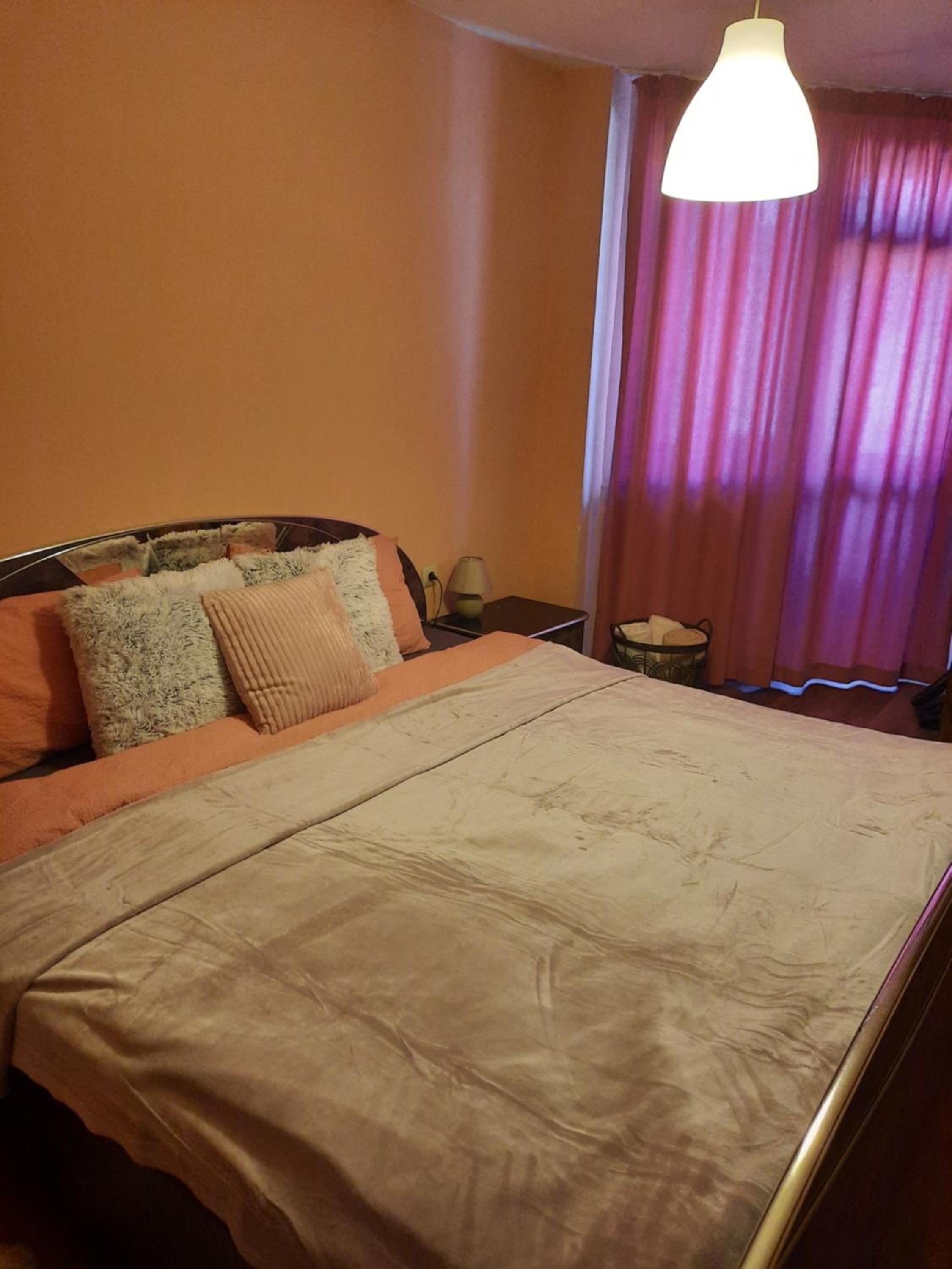 Eleny home