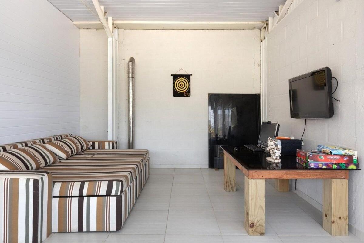 Pé na areia Armação da Piedade Casa Pé na Areia Frente Mar Gov Celso Ramos