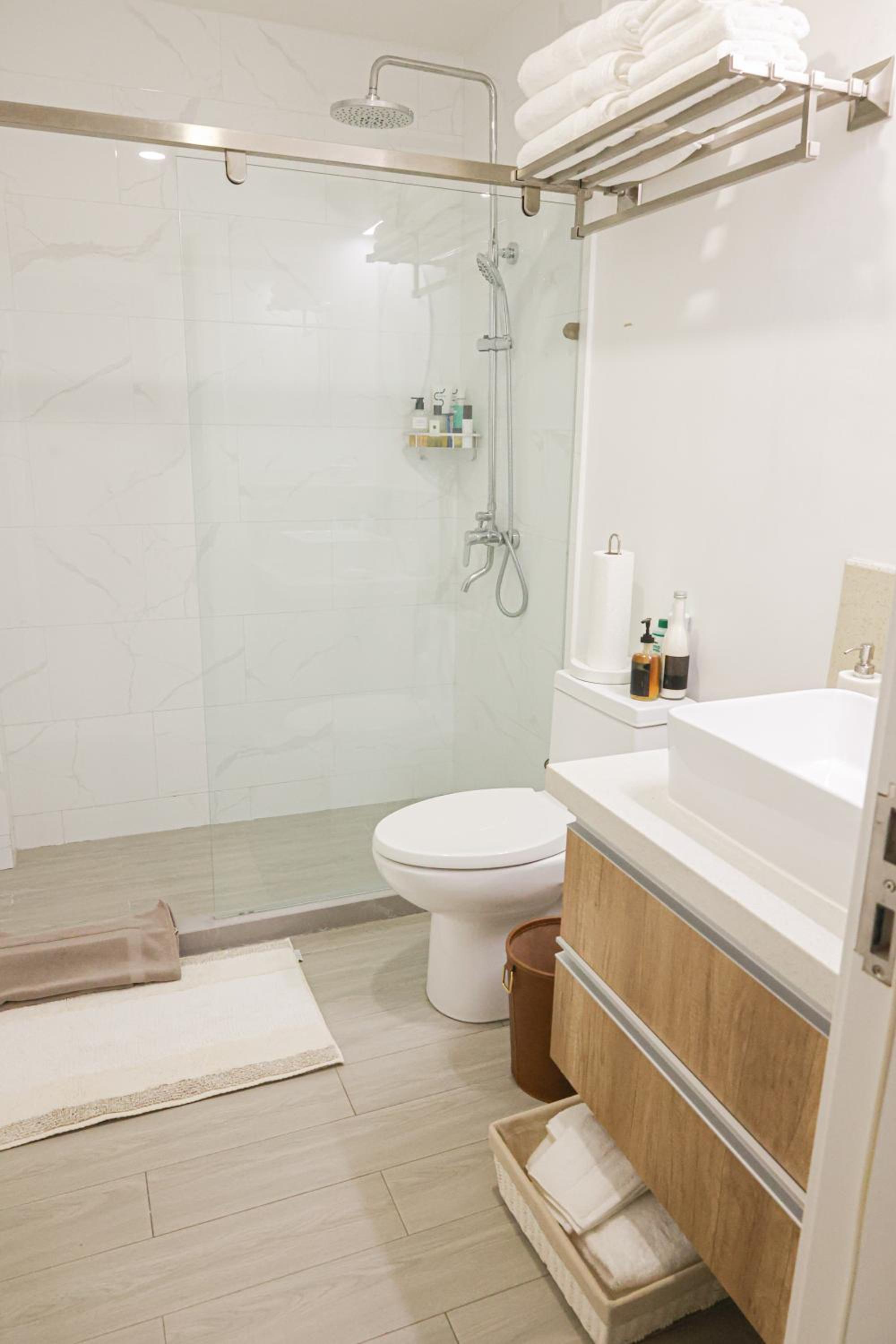 Bella Studio Apartments - Lux Loft view 4