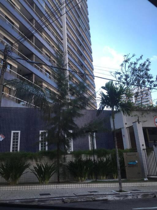 Apto próximo a Beira Mar
