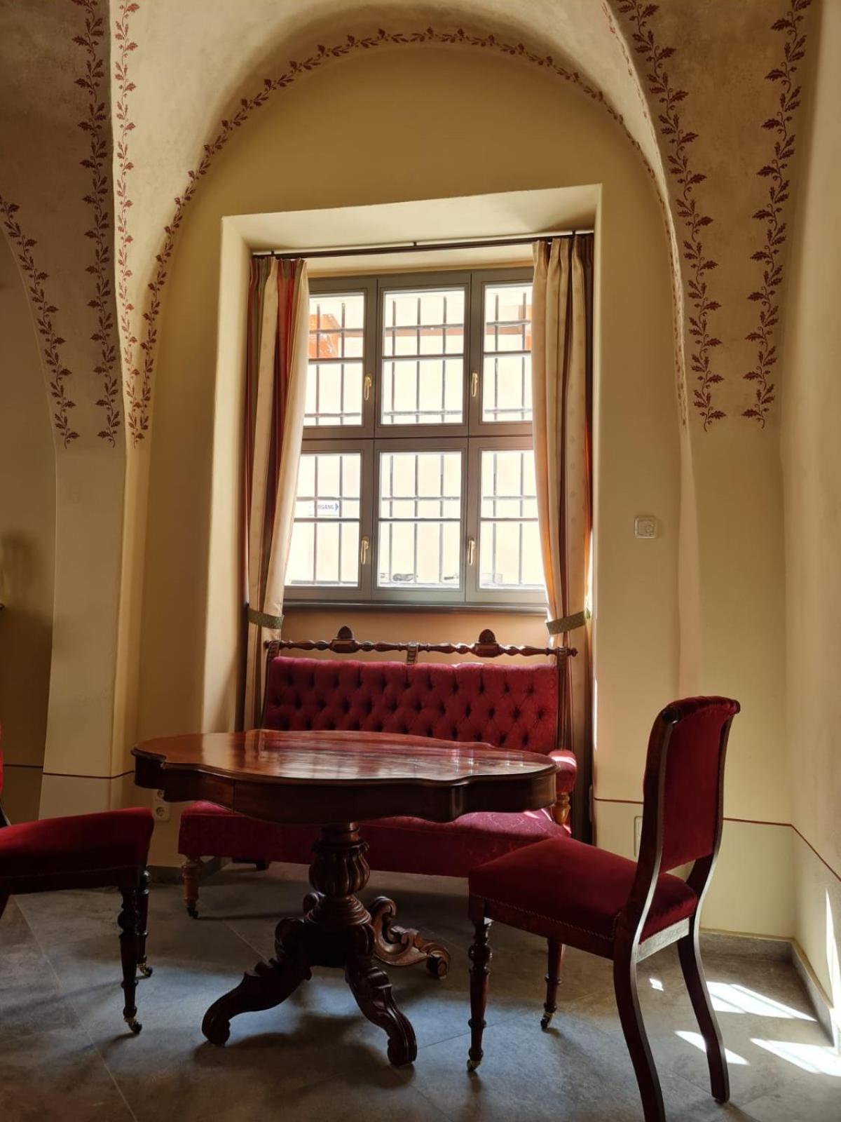 Stadtpalais Familien-Suite 4 Zimmer mit Galerie maximal 6 Personen