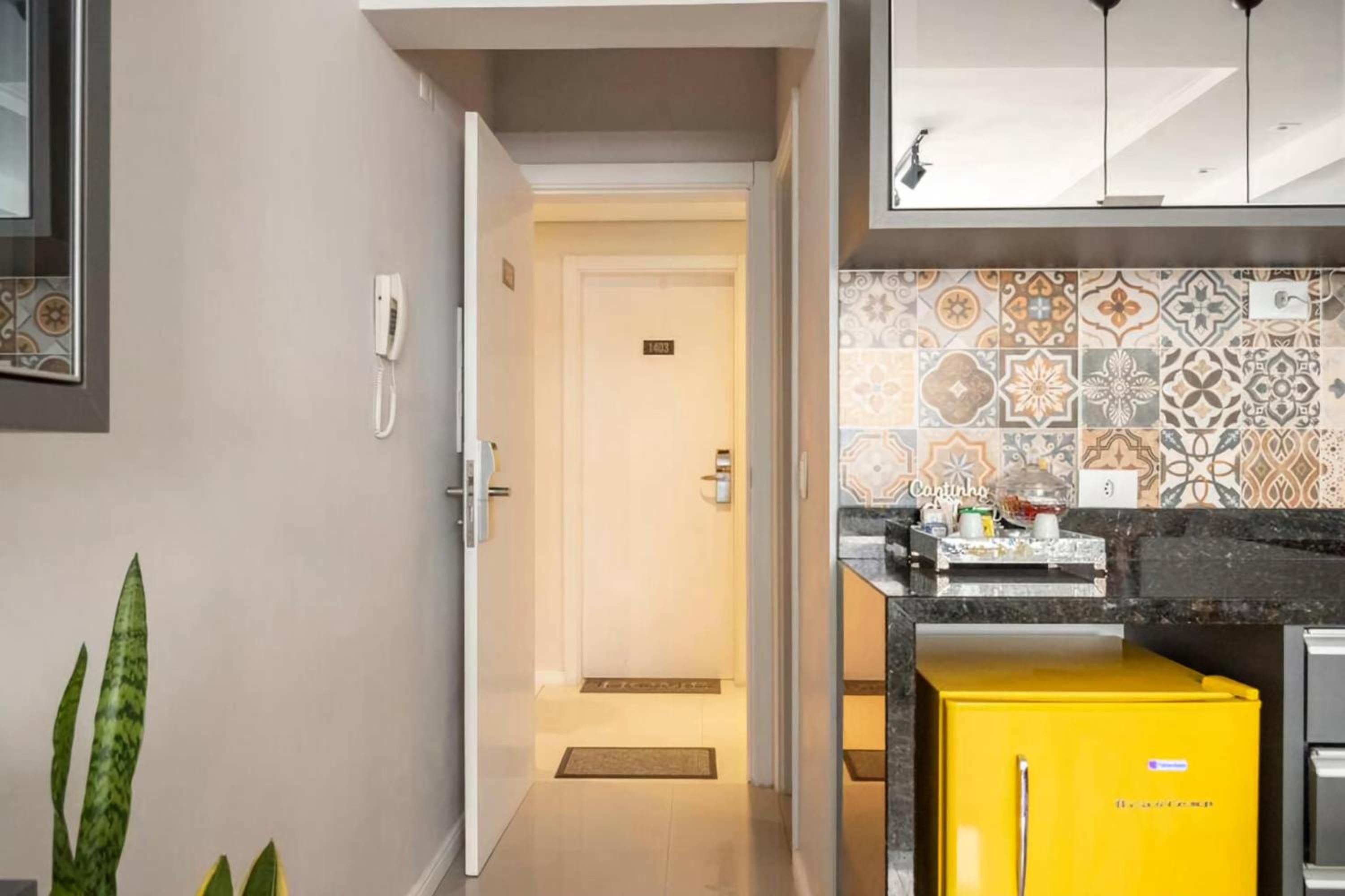 Acolhedor Studio no Batel/Água Verde em frente ao Shopping Curitiba