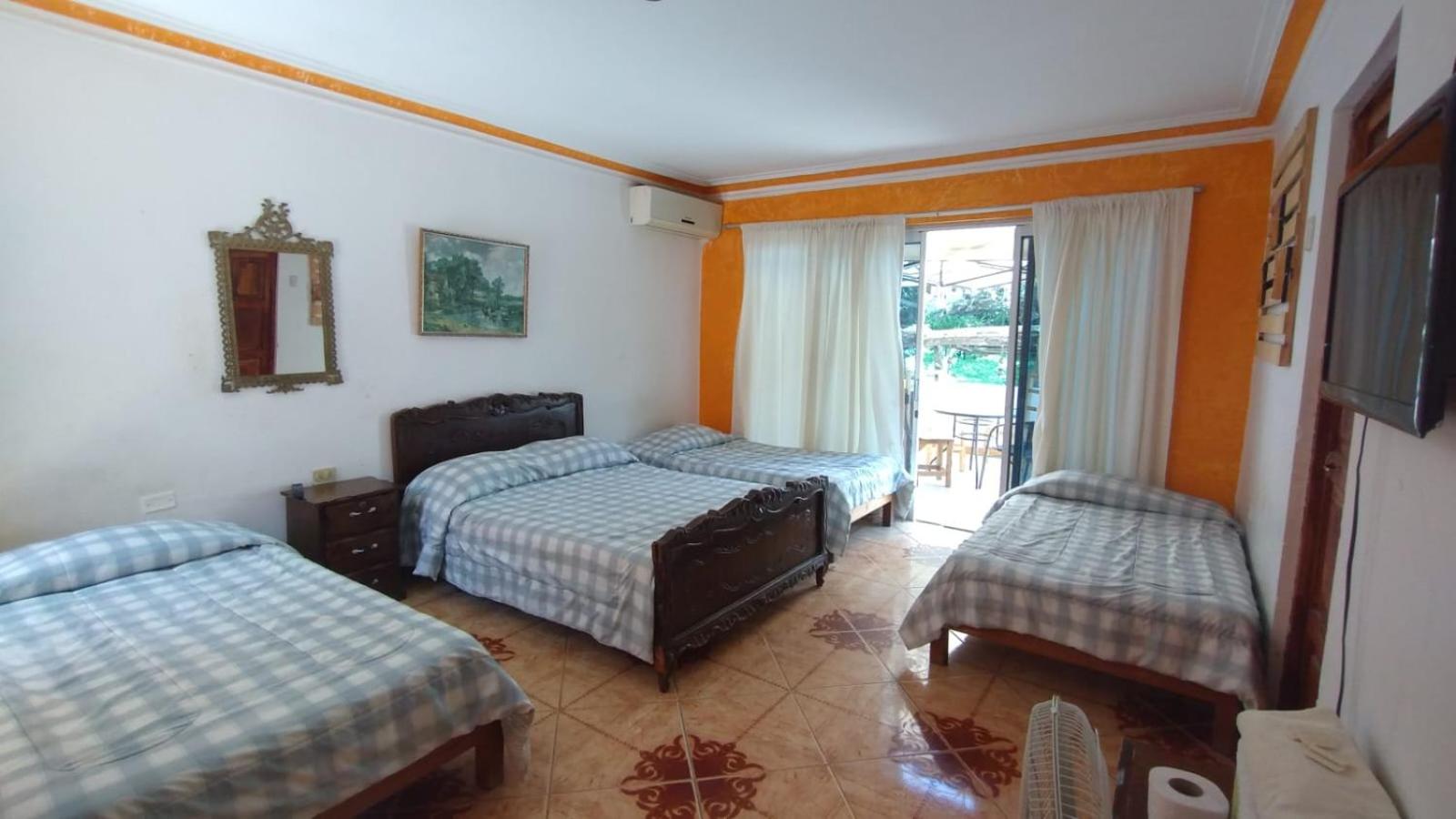 Hospedaje Rocha