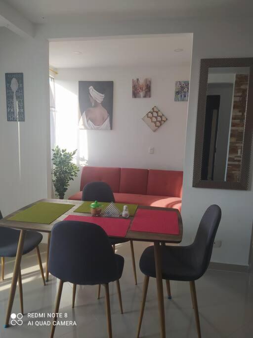 Apartamento en Santa Marta con internet piscina