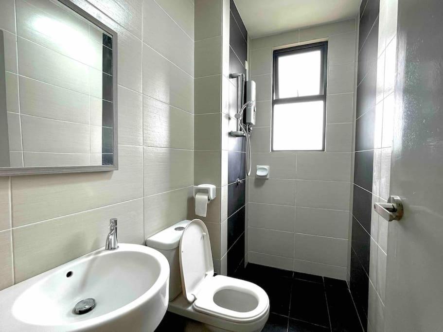 FrenchStyle 2BR Apt near MRT velocity ikea mytown cheras