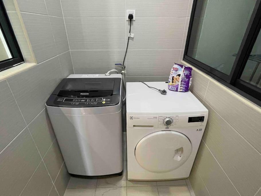 FrenchStyle 2BR Apt near MRT velocity ikea mytown cheras