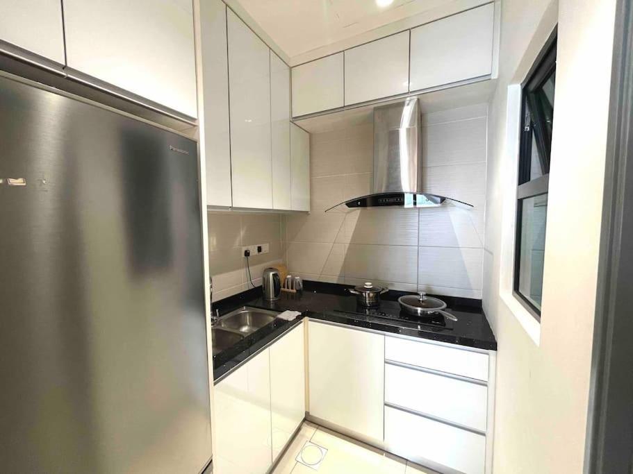 FrenchStyle 2BR Apt near MRT velocity ikea mytown cheras