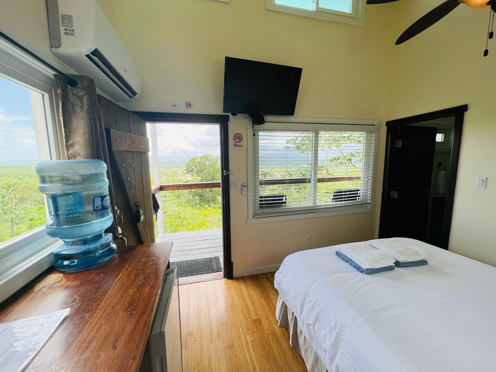 Cayo Vista Guest House