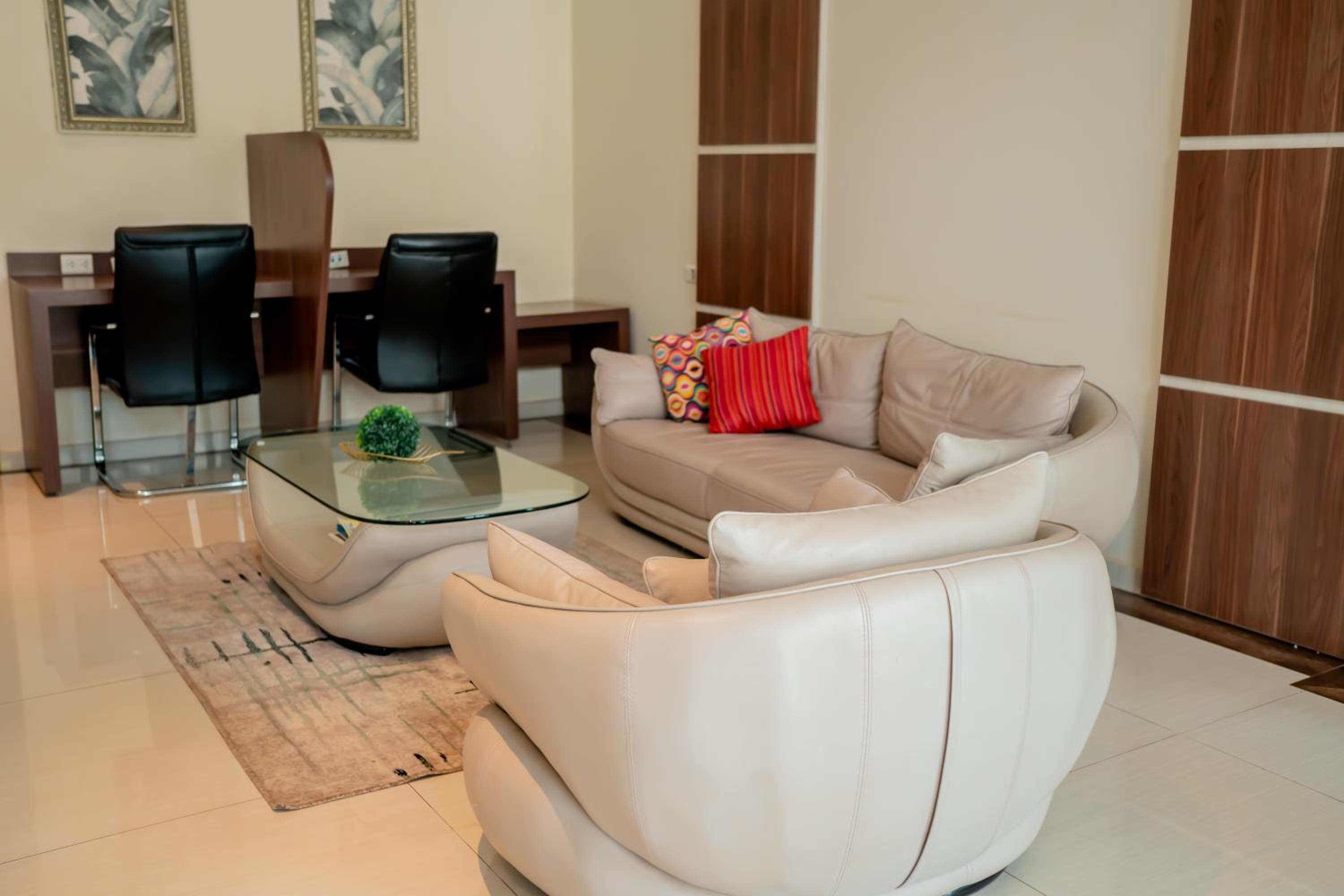 Megal Suites Hotel