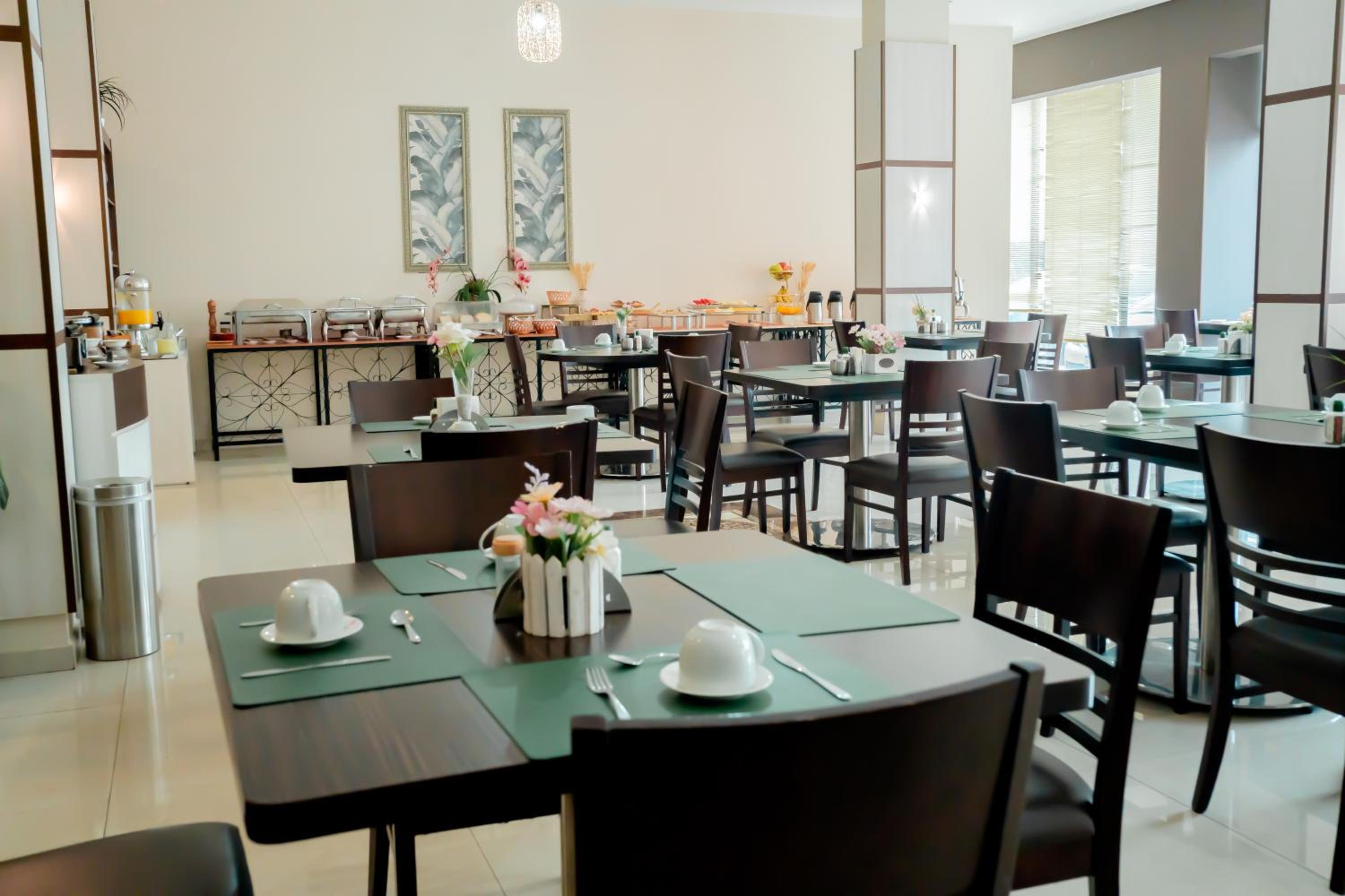 Megal Suites Hotel