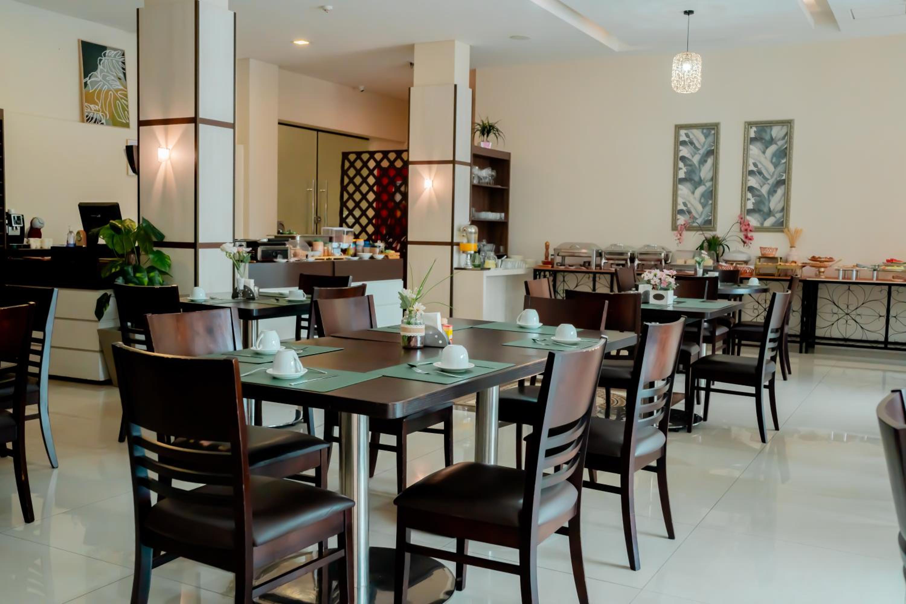 Megal Suites Hotel