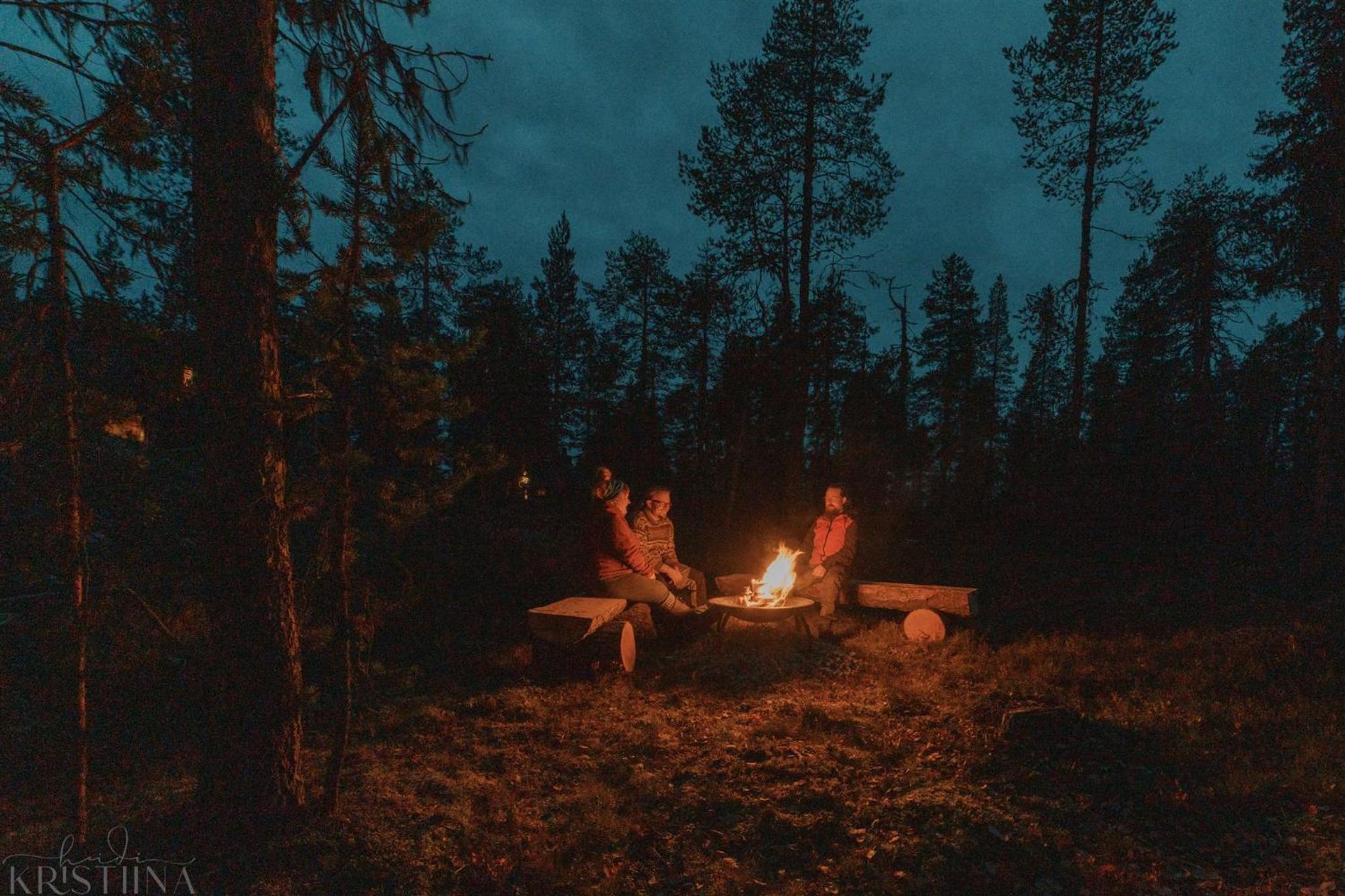 Ainutlaatuinen metsämajoitus