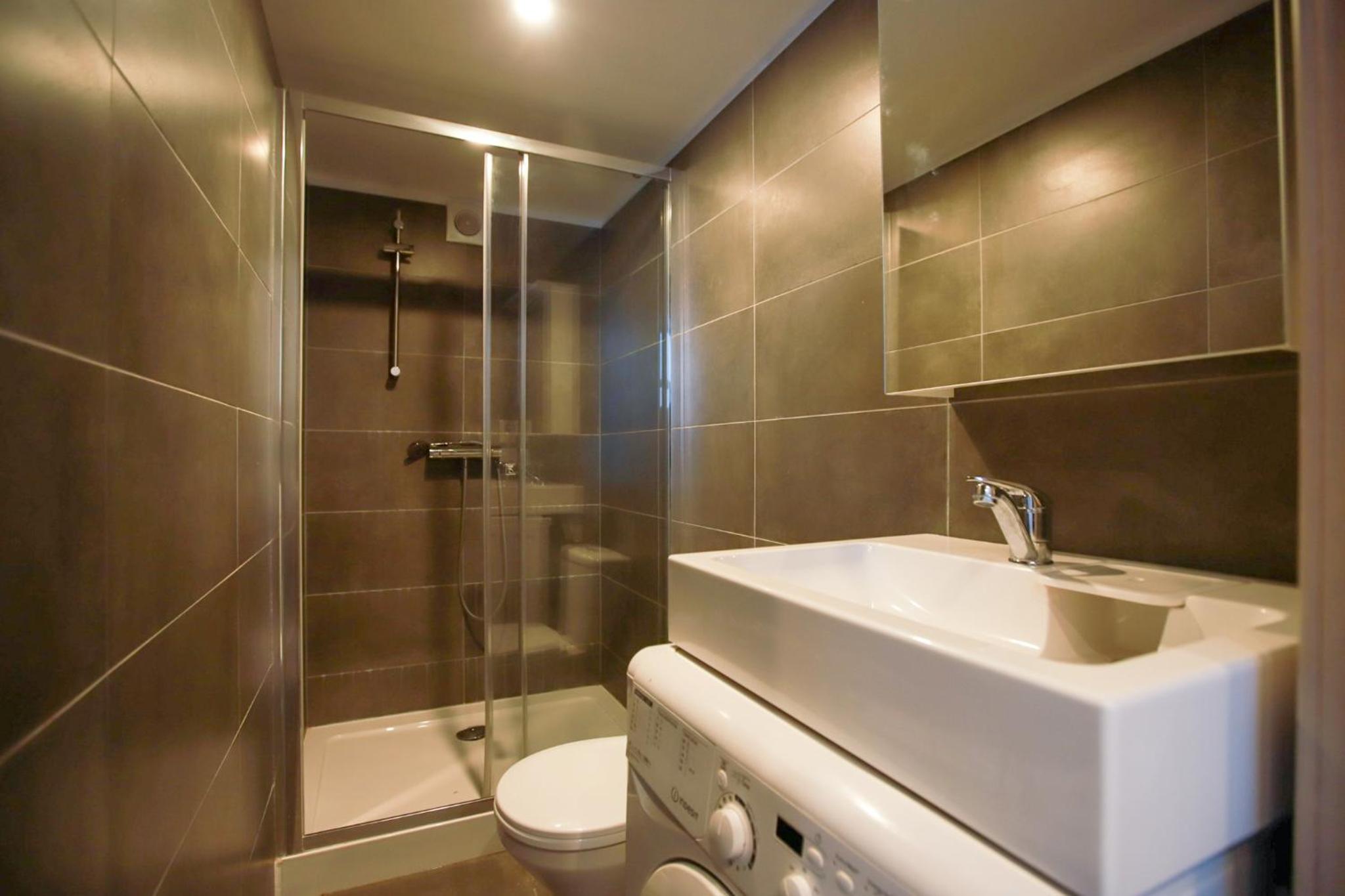 Loft style apartment in city centre near any public transportation view 5