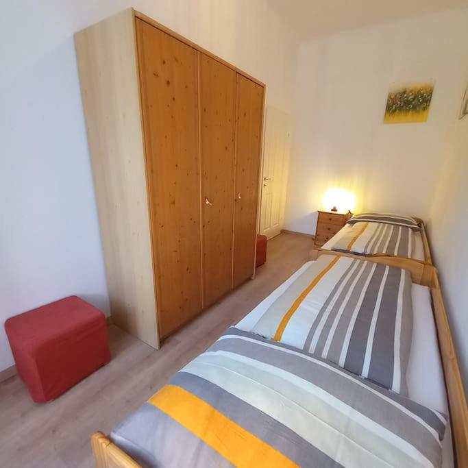 Altbauwohnung neu saniert - für Familien geeignet