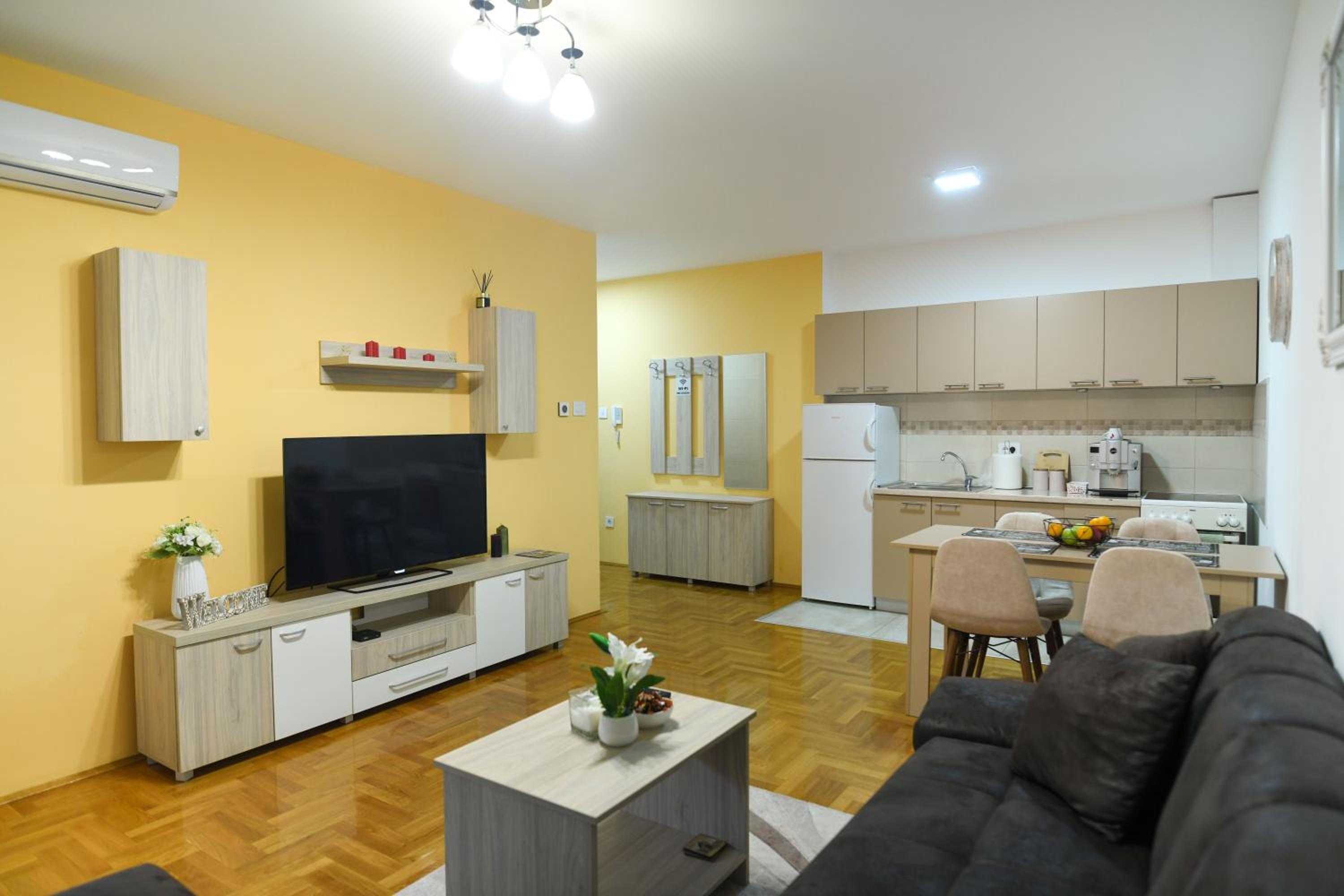 Premium Suite view 5