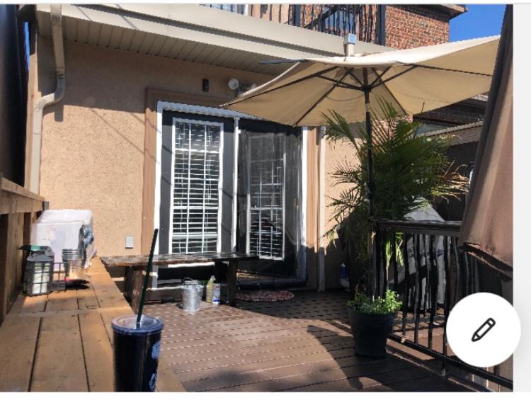 Comfortable Cozy and Convenient rooms for rent