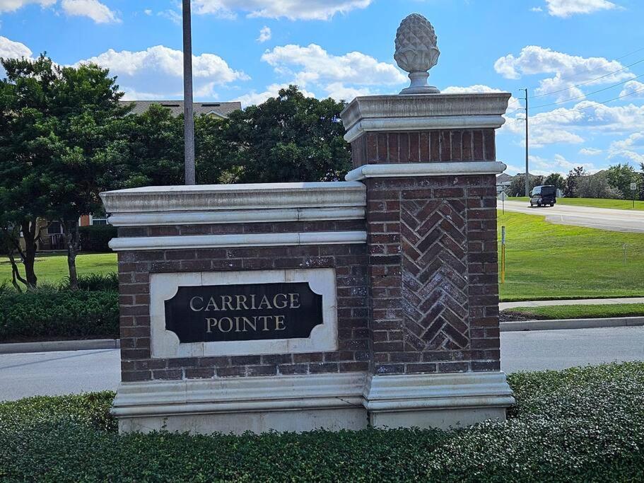 Theme Park Gateway!