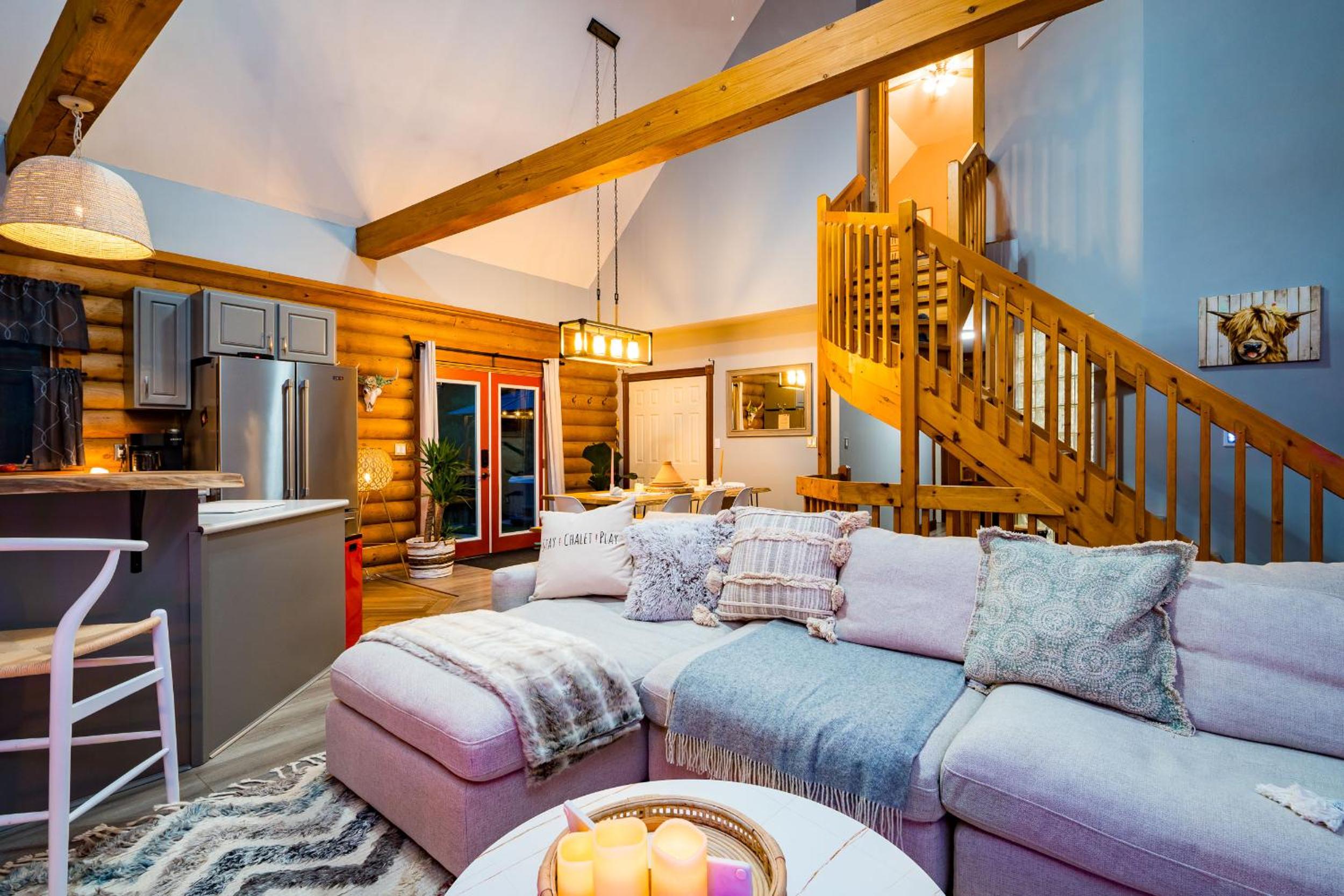 Cozy Cabin Inn