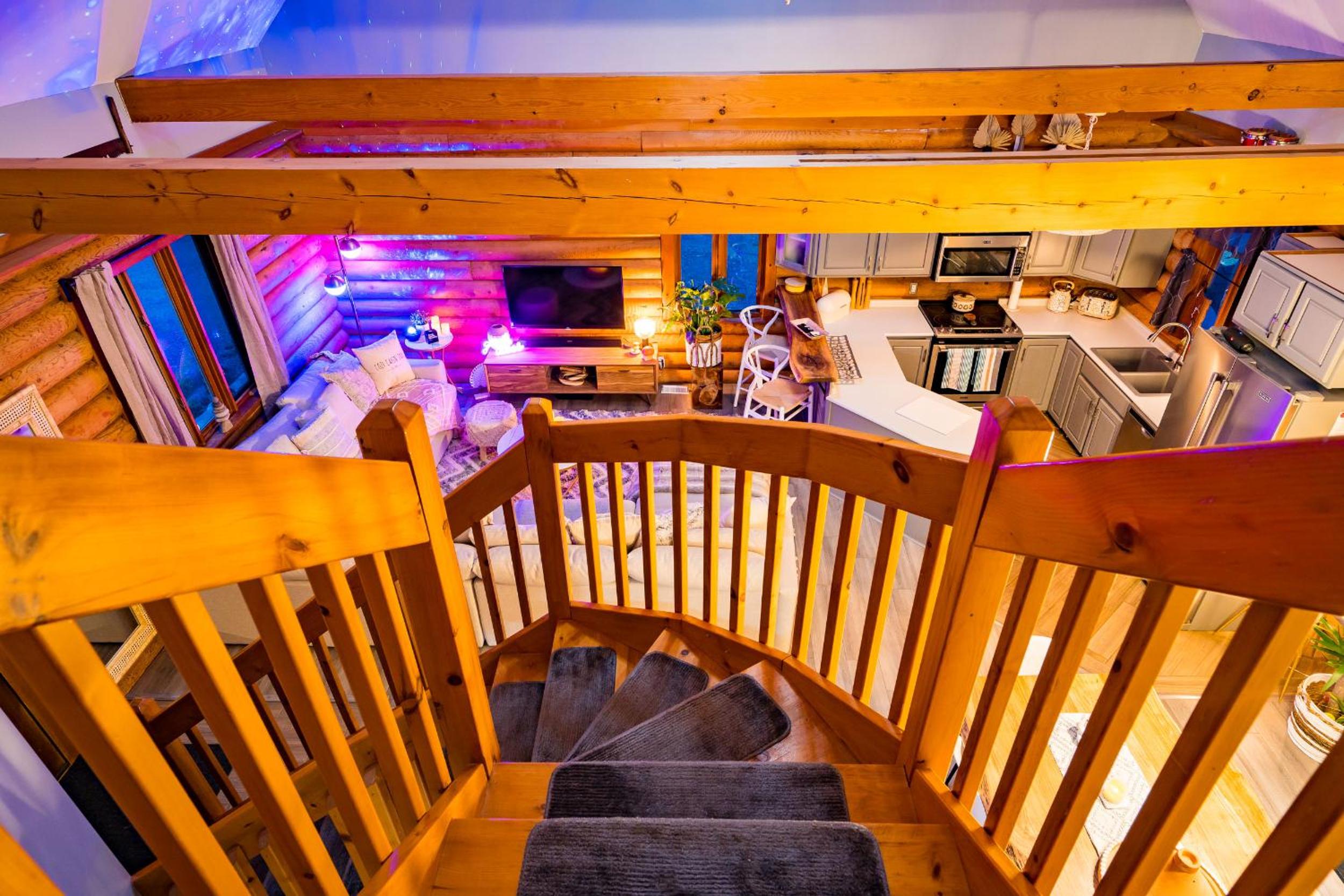 Cozy Cabin Inn