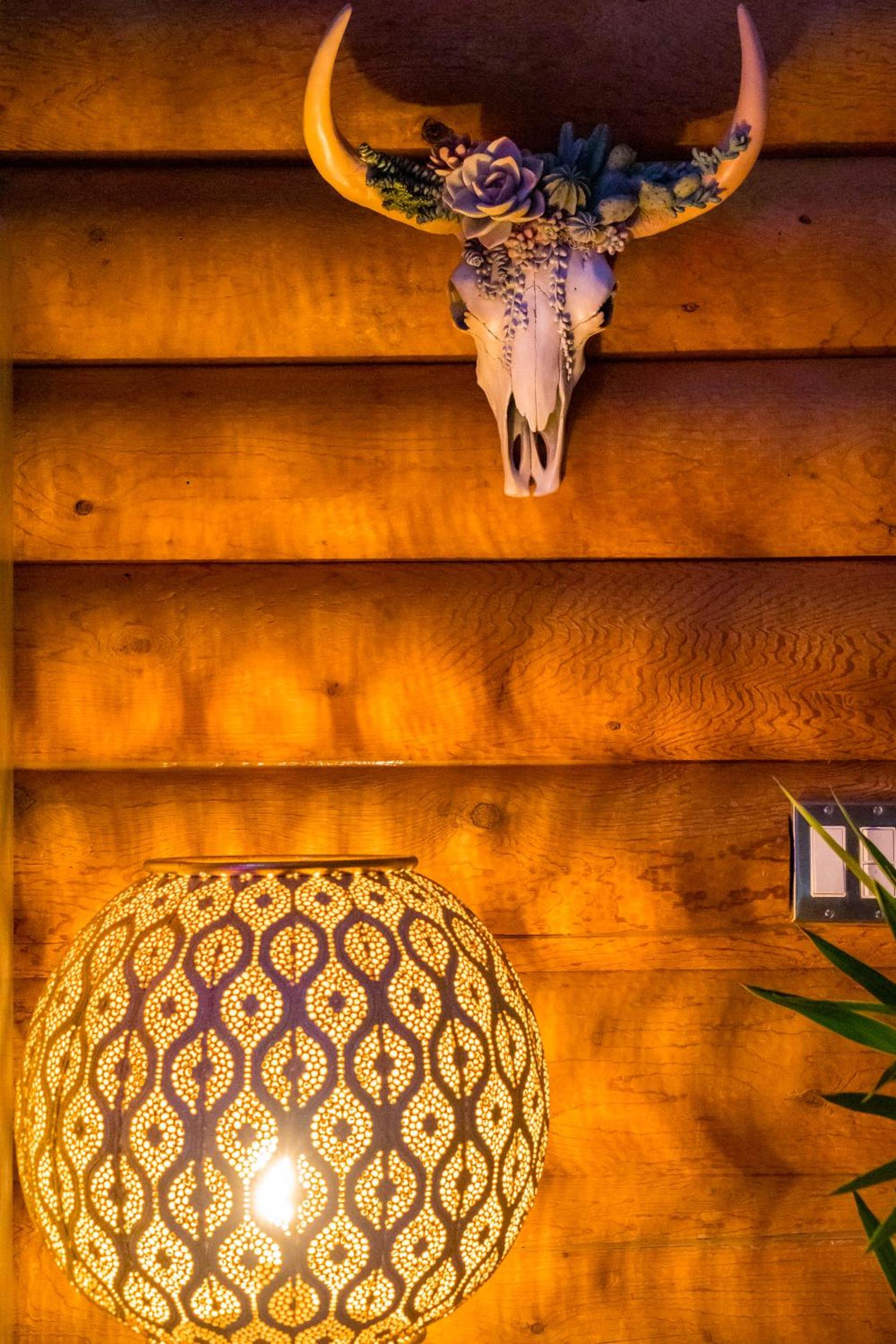 Cozy Cabin Inn