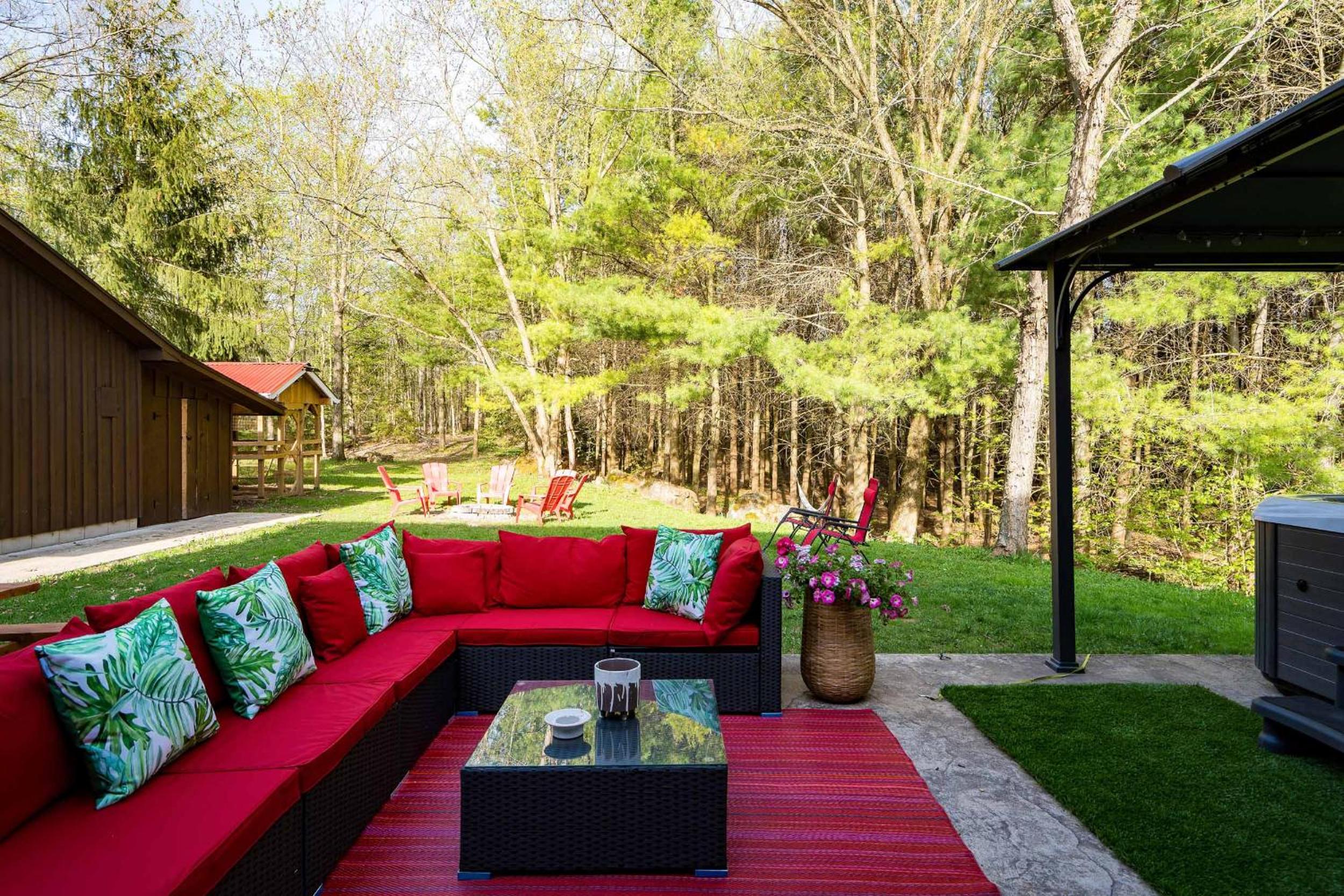 Cozy Cabin Inn