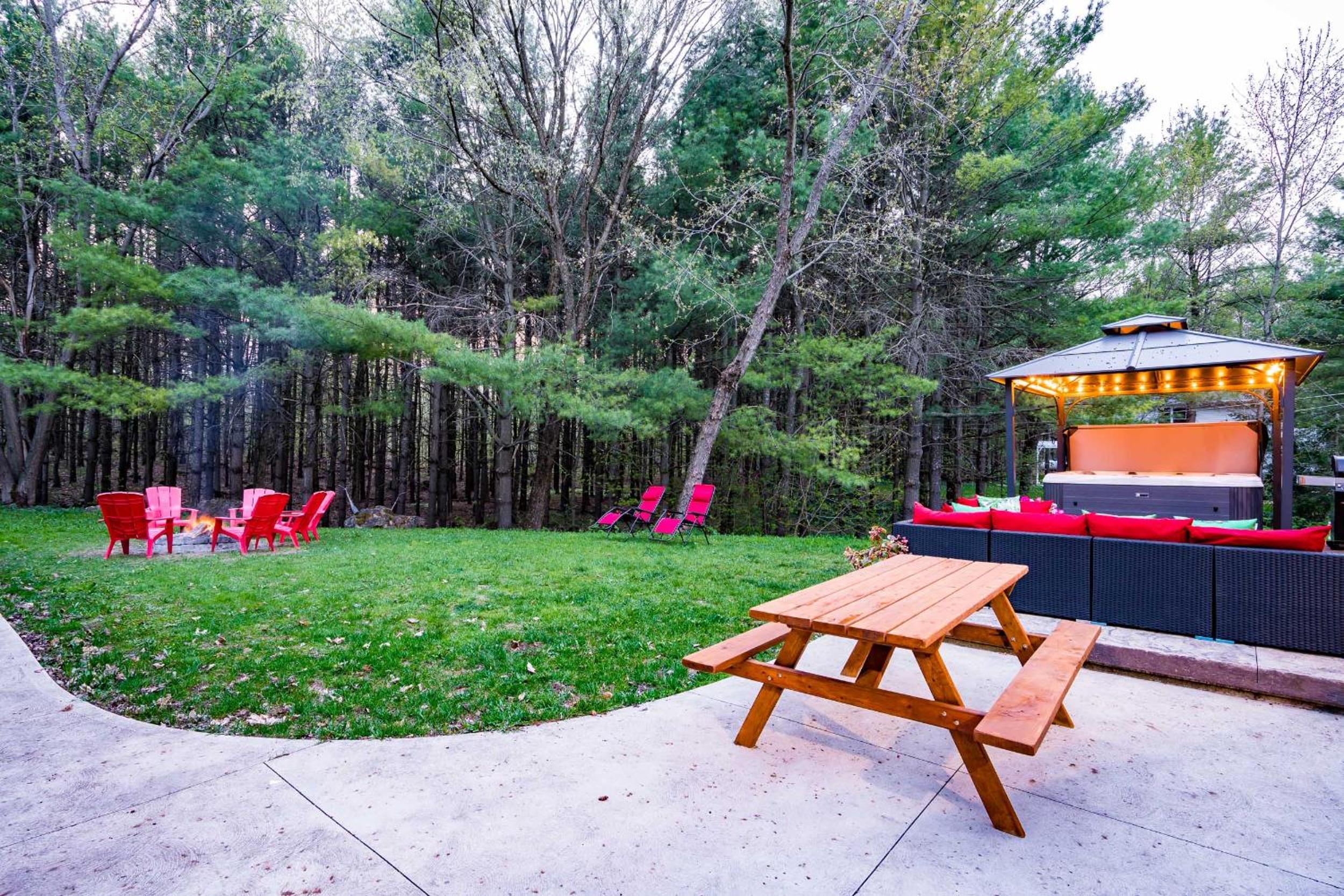 Cozy Cabin Inn
