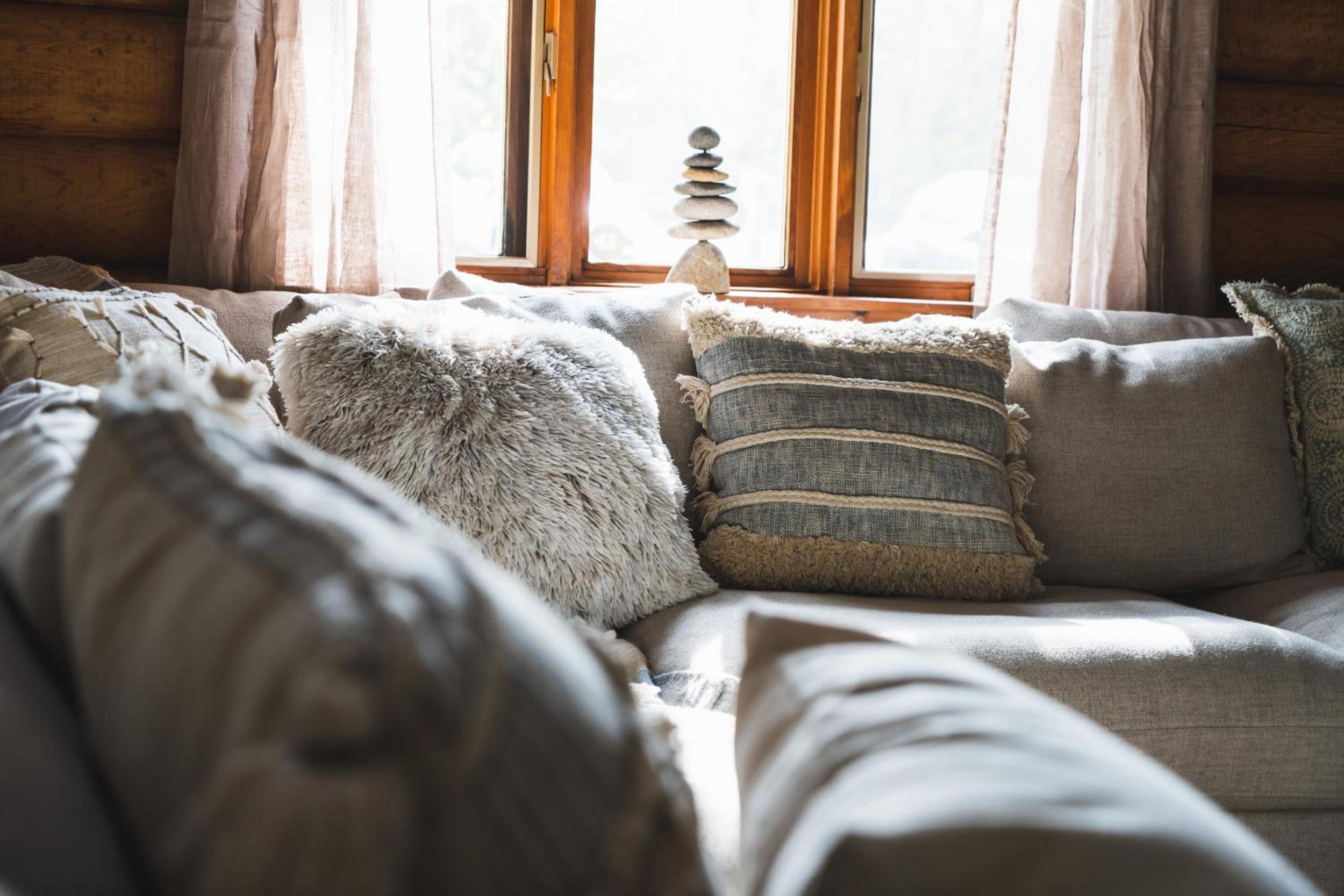 Cozy Cabin Inn