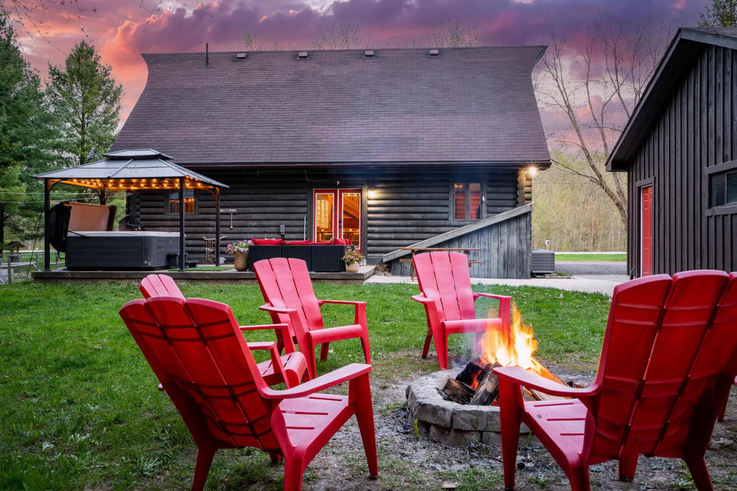 Cozy Cabin Inn