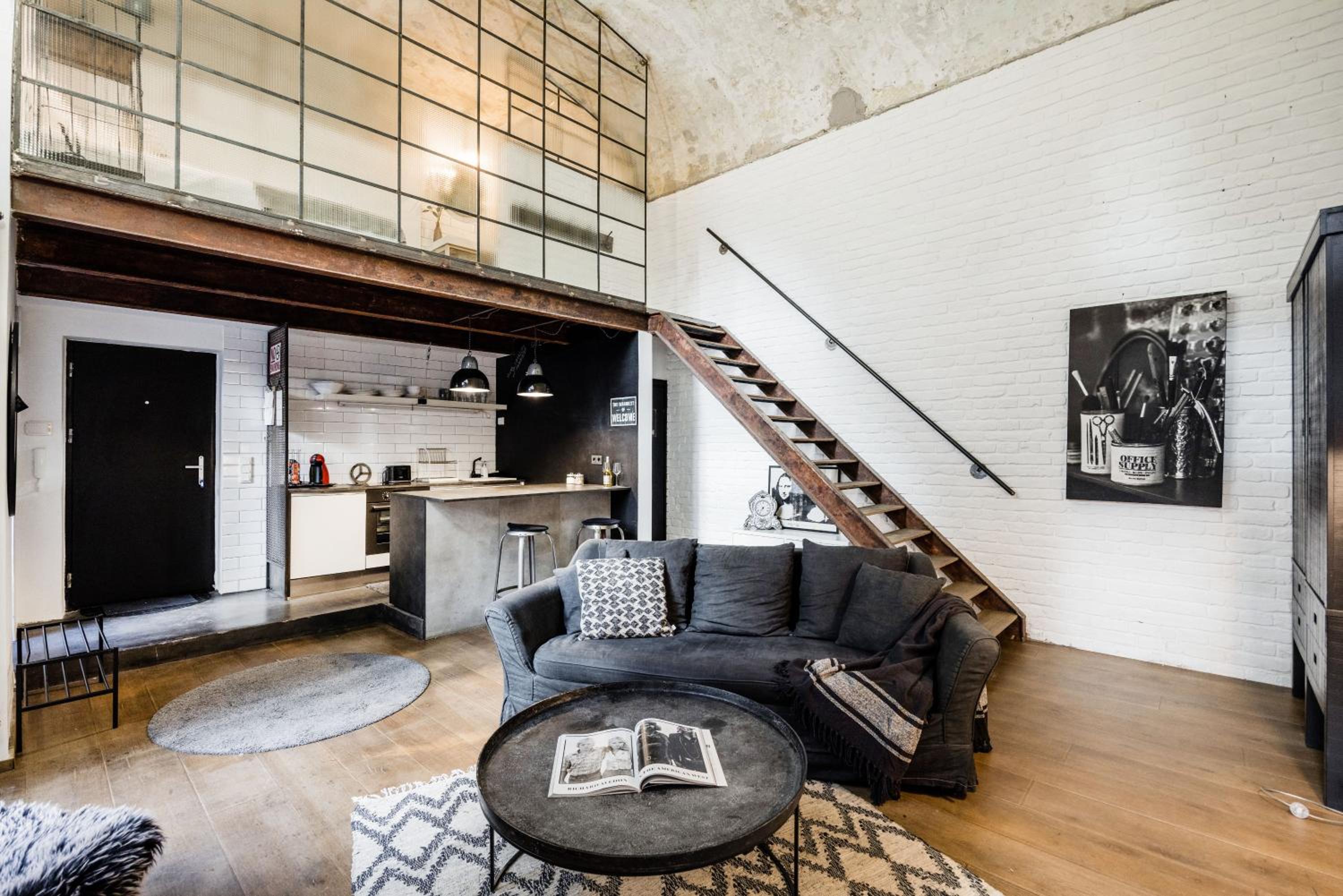One of a kind, Super Central condo with Patio