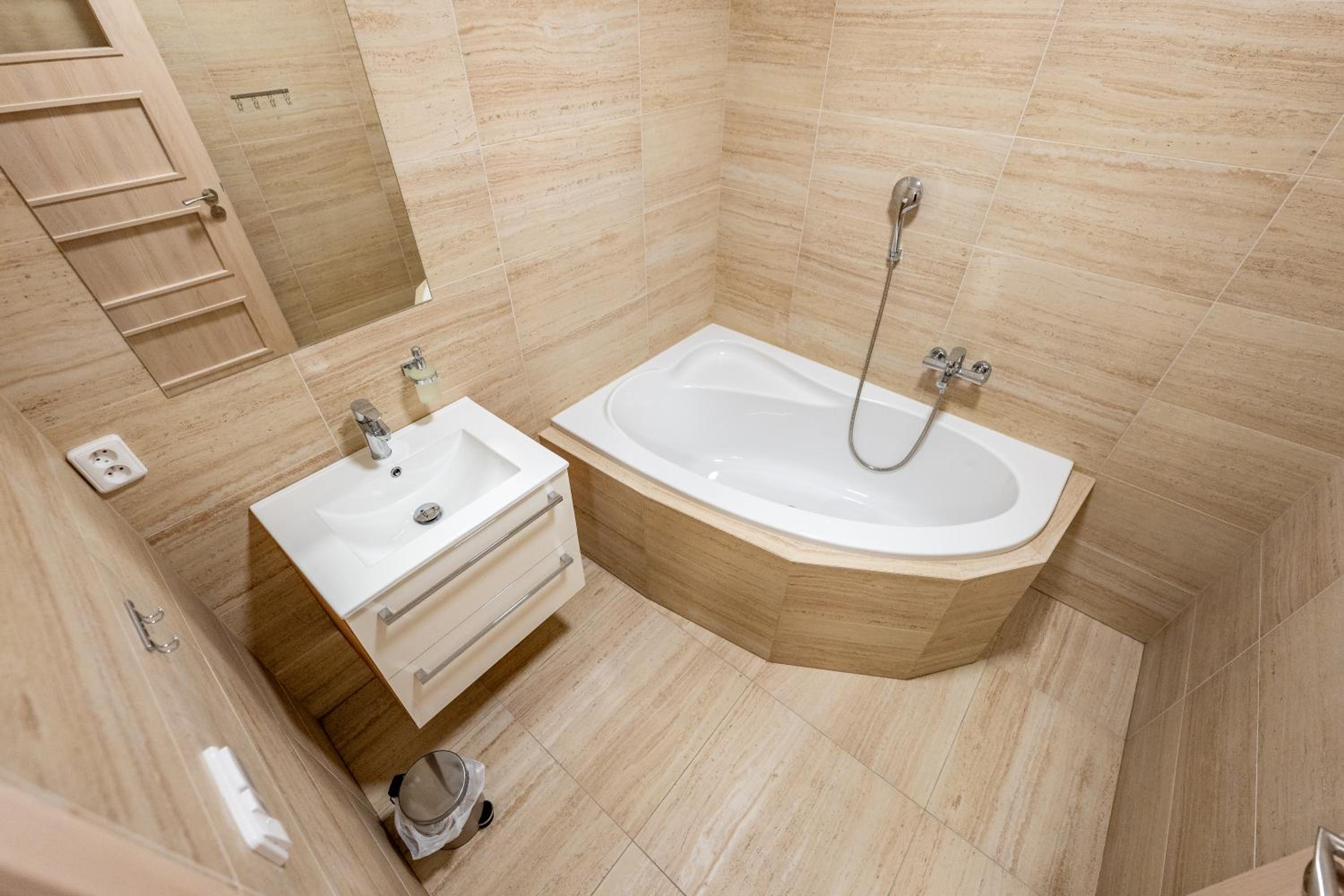 Wellness zoo apartmány Lhota