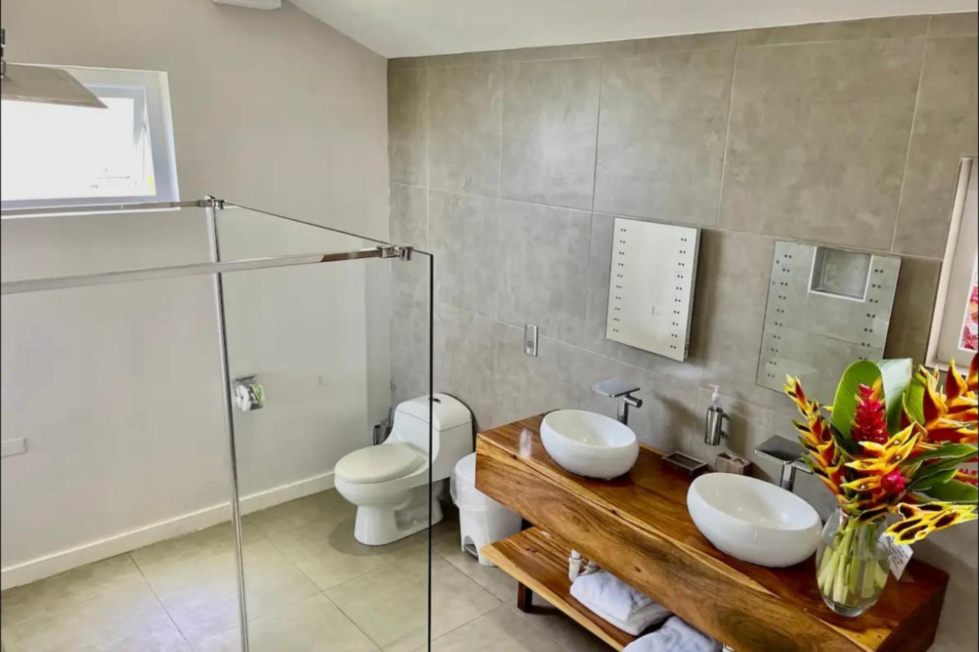 Luxury villa located in Montego Bay, Jamaica view 3