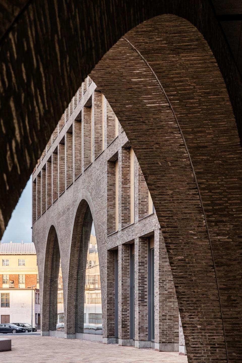 Spacious Design Loft near Metro