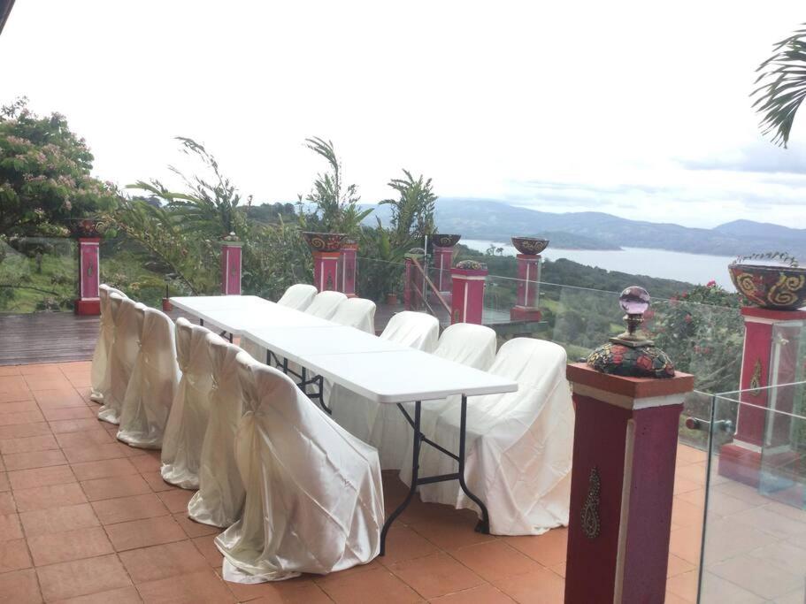 Lake Arenal Killer View Villa
