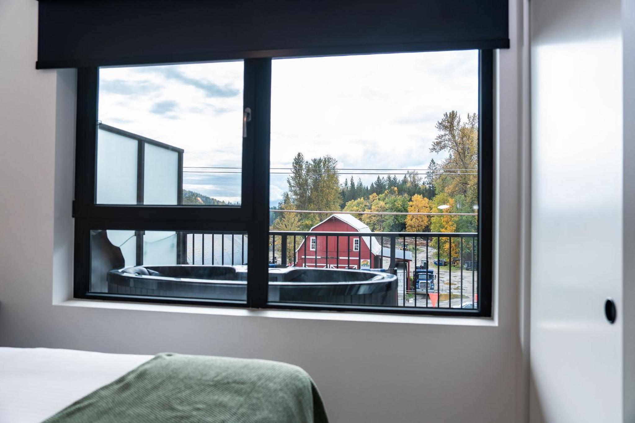 Wildflower Retreat by Revelstoke Vacations