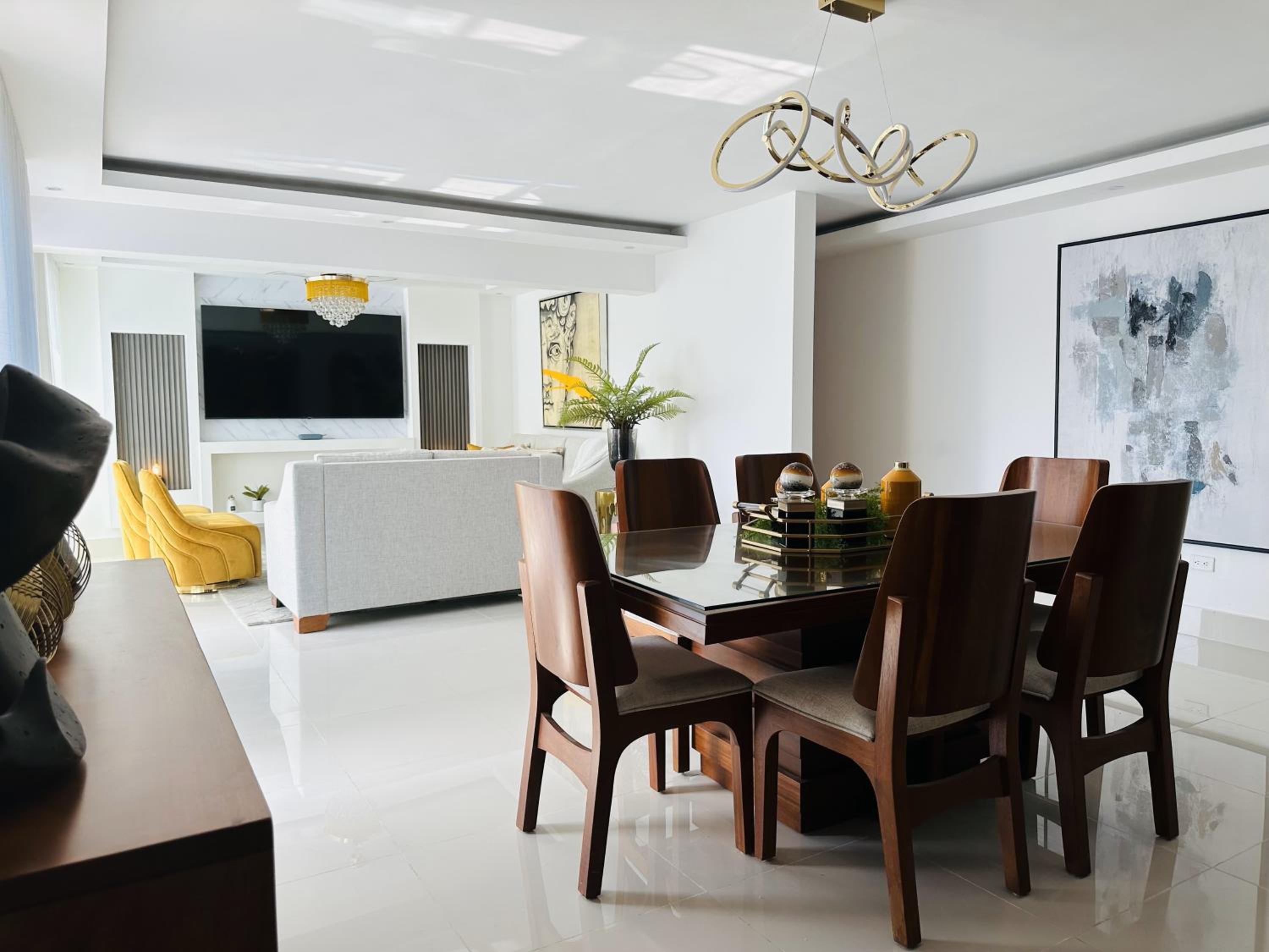 Rustic Elegance St