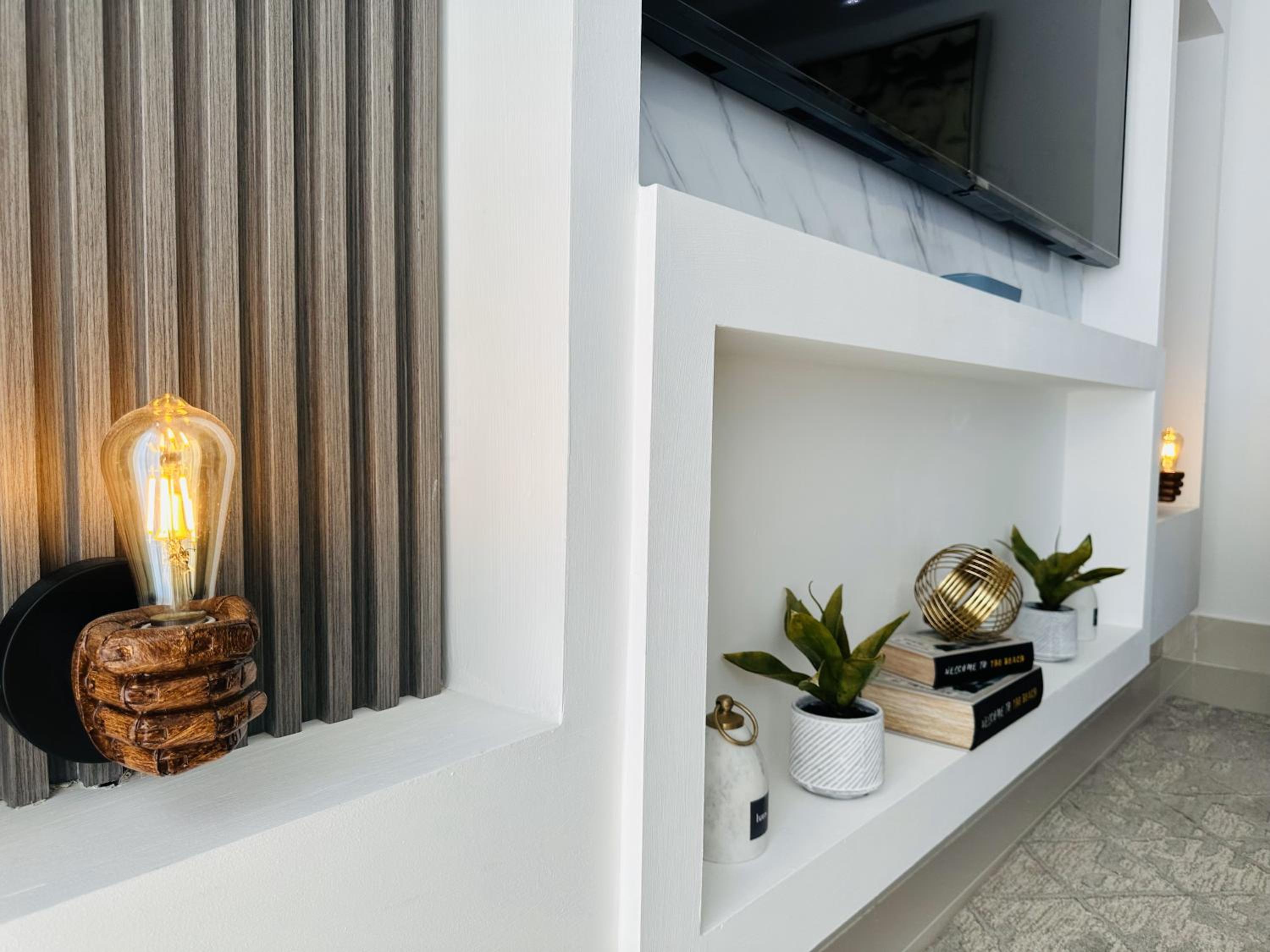 Rustic Elegance St