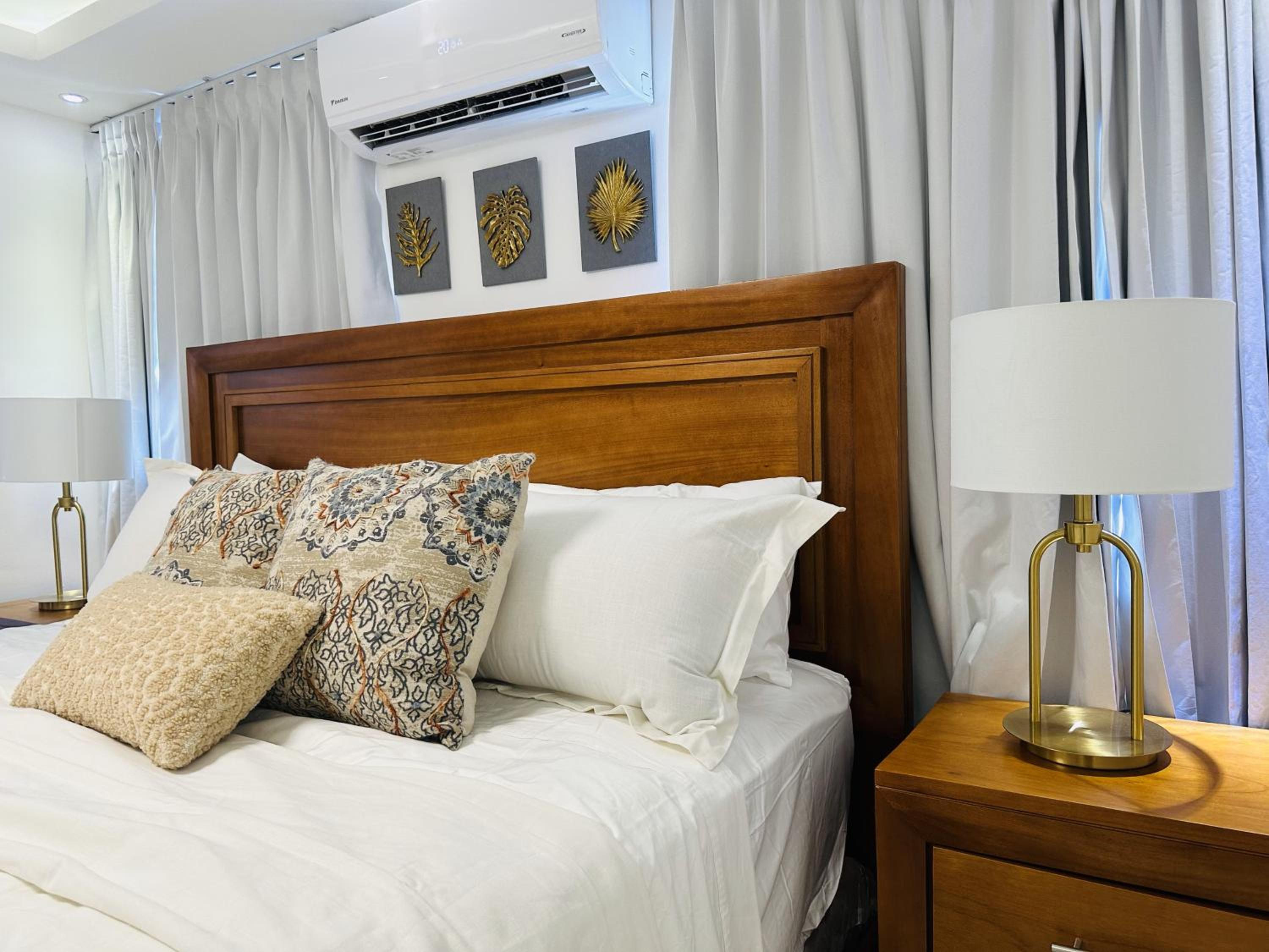 Rustic Elegance St
