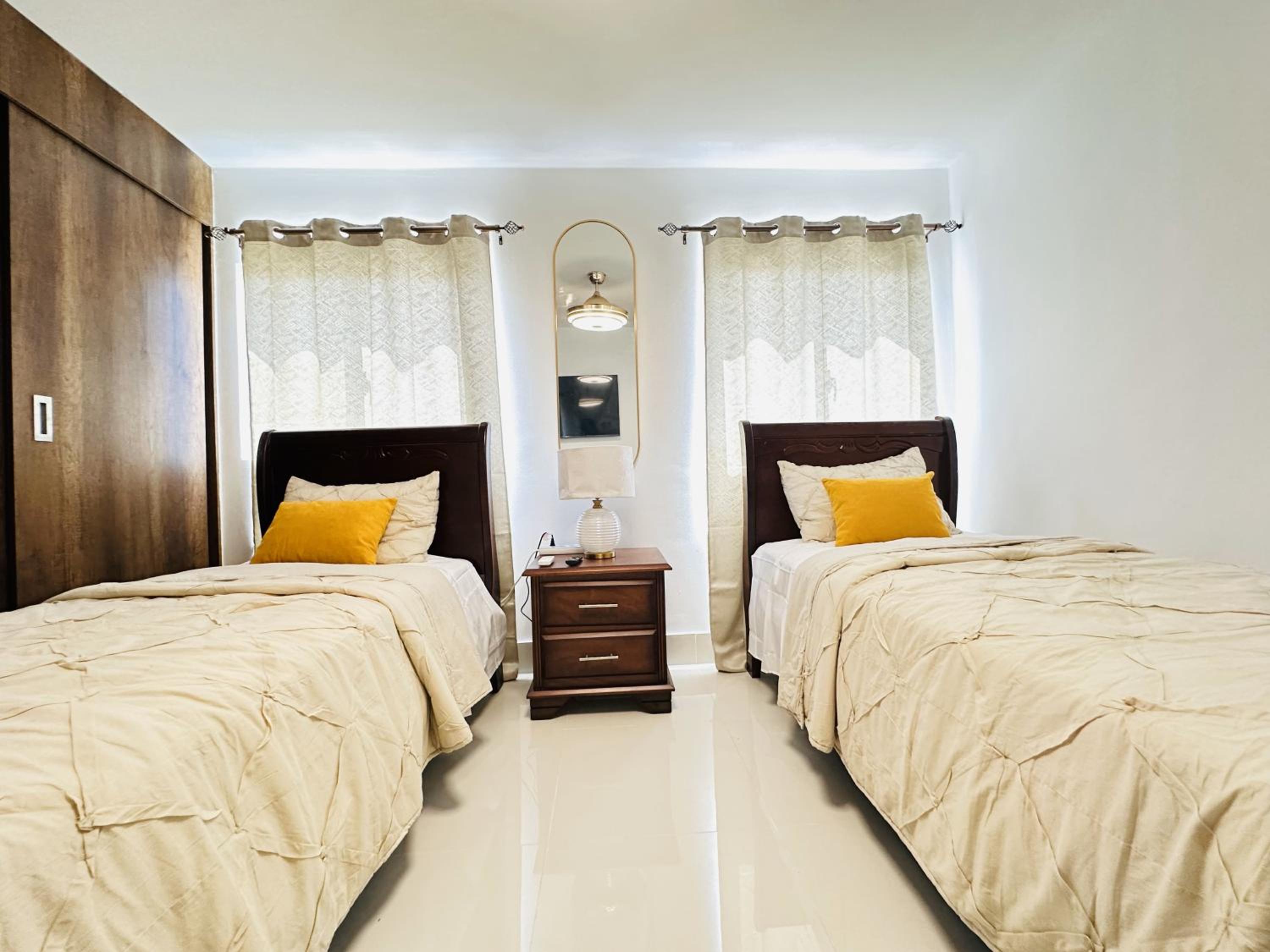 Rustic Elegance St