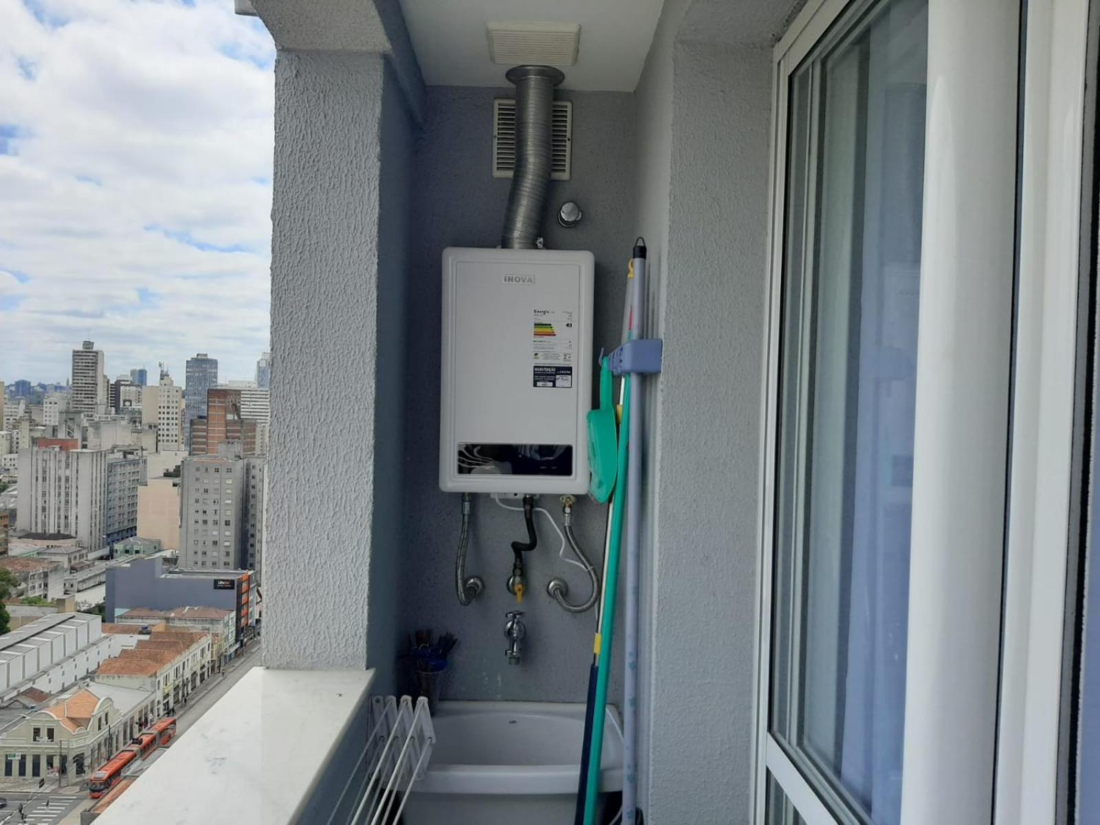 Lindo studio equipado em apartamento clube com academia e conforto no centro de Curitiba - MID Home