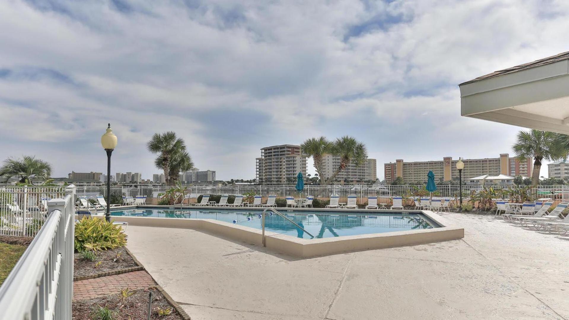 Dolphin Point 404B - 2BR on Holiday with Views of Harbor view 2