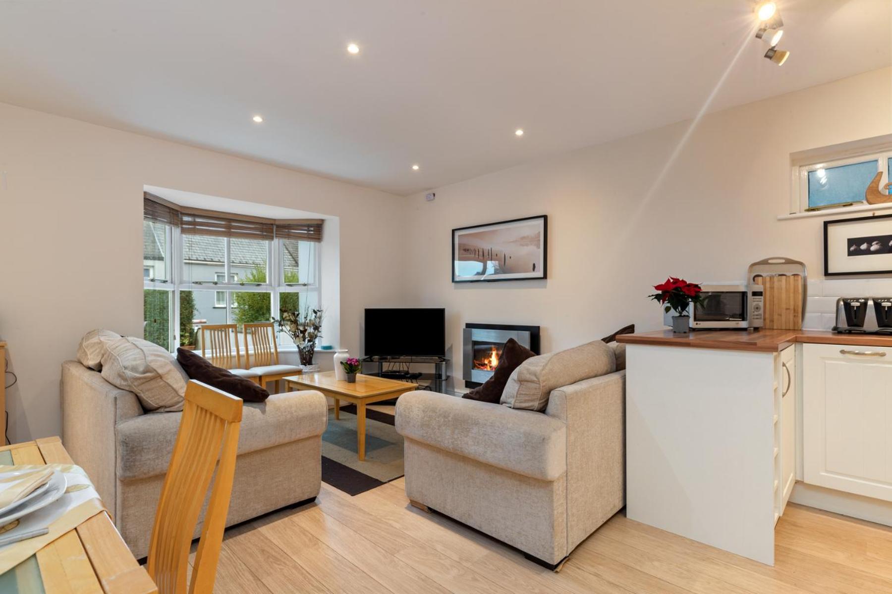 Park Place Court - Close to Beach with Parking view 5
