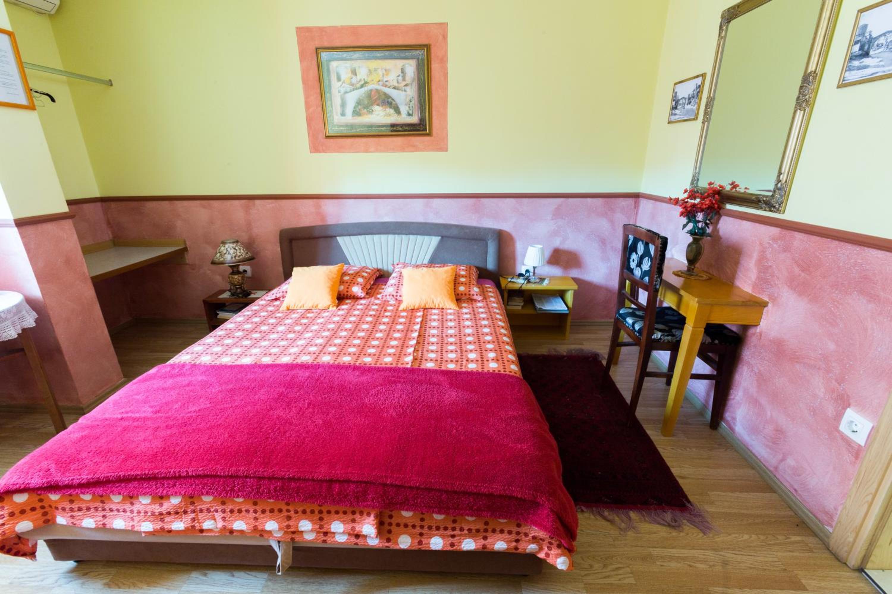 Apartment&Rooms 