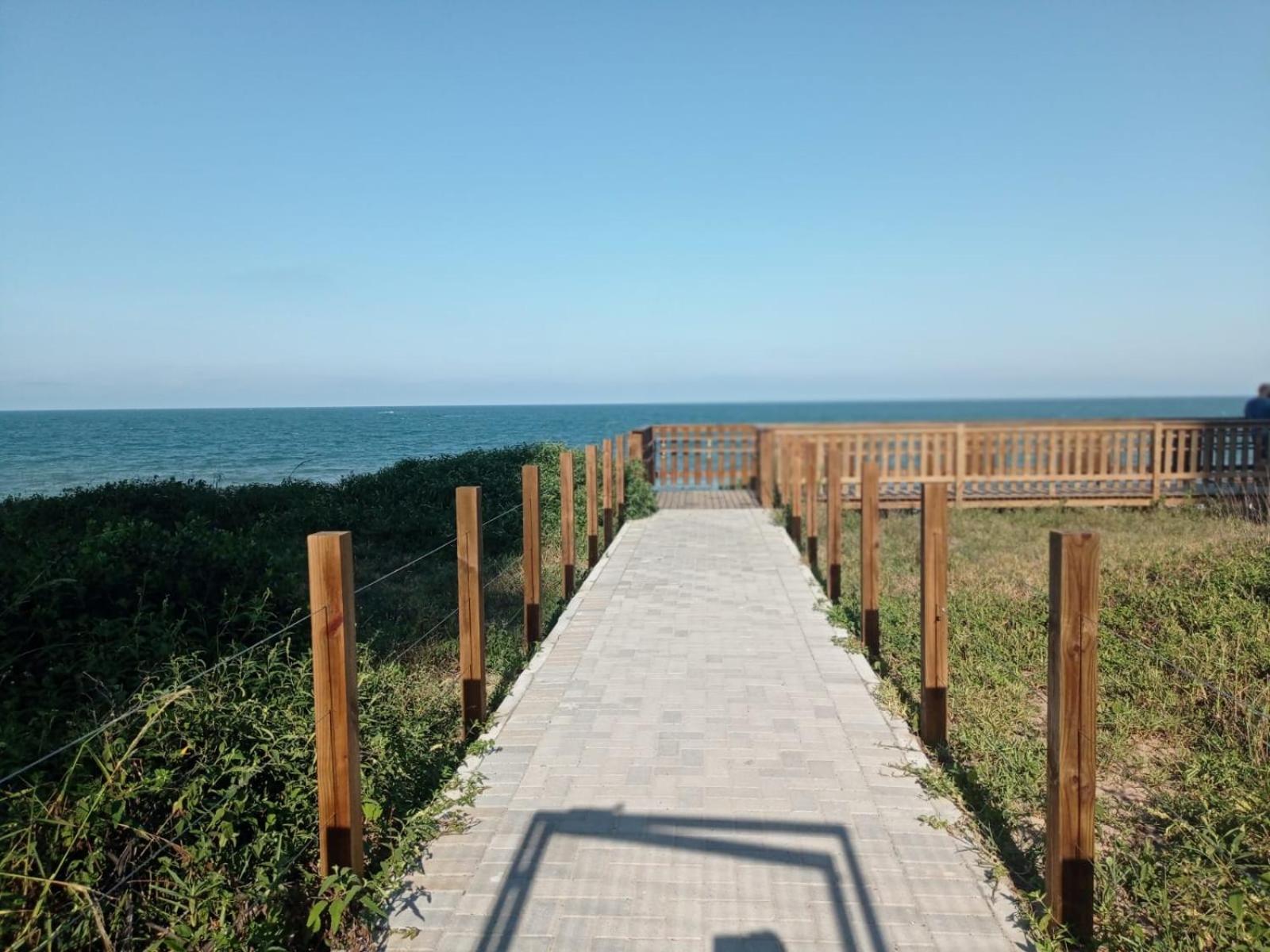 Resort Apto Frente Mar