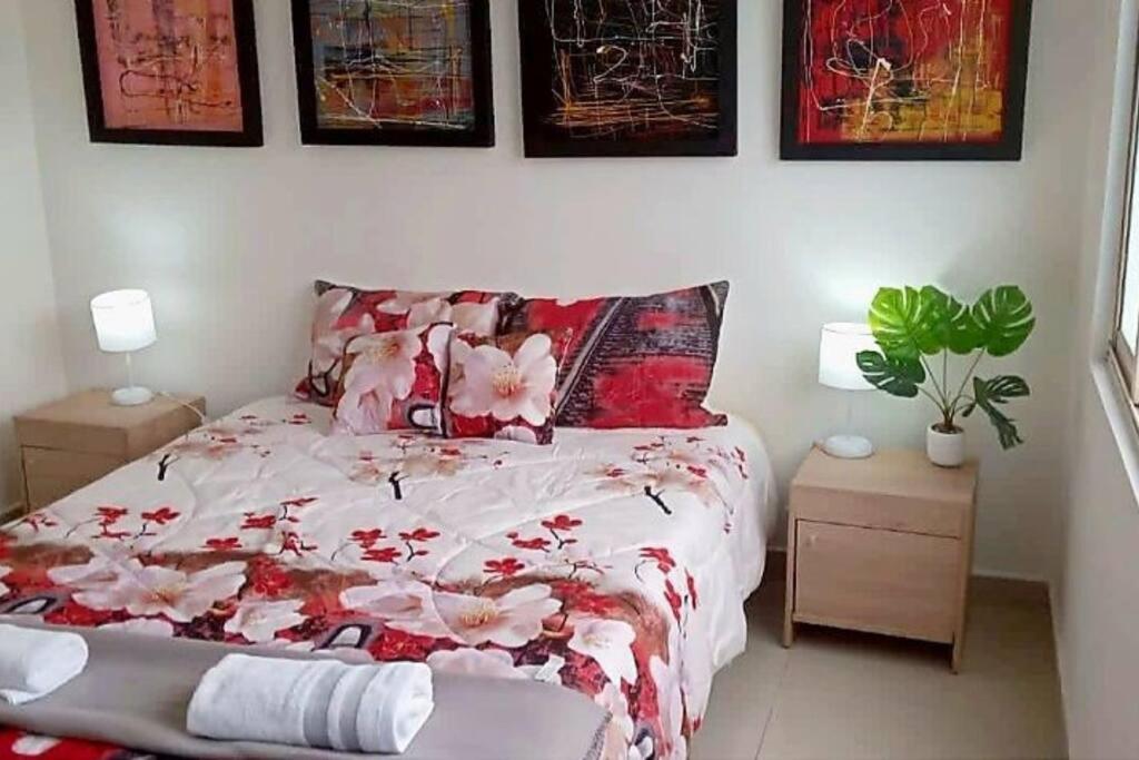 En Bogotá, Hermosa Casa Villa Encanto a 5 minutos del aeropuerto