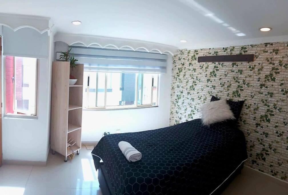 En Bogotá, Hermosa Casa Villa Encanto a 5 minutos del aeropuerto