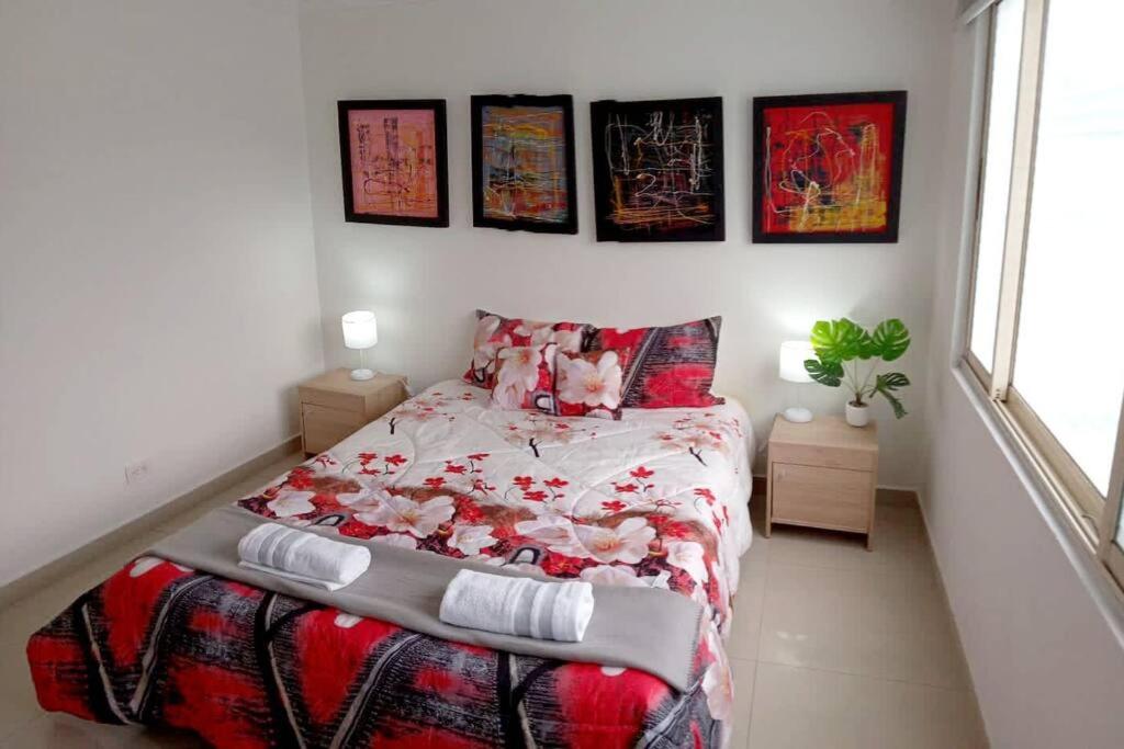 En Bogotá, Hermosa Casa Villa Encanto a 5 minutos del aeropuerto