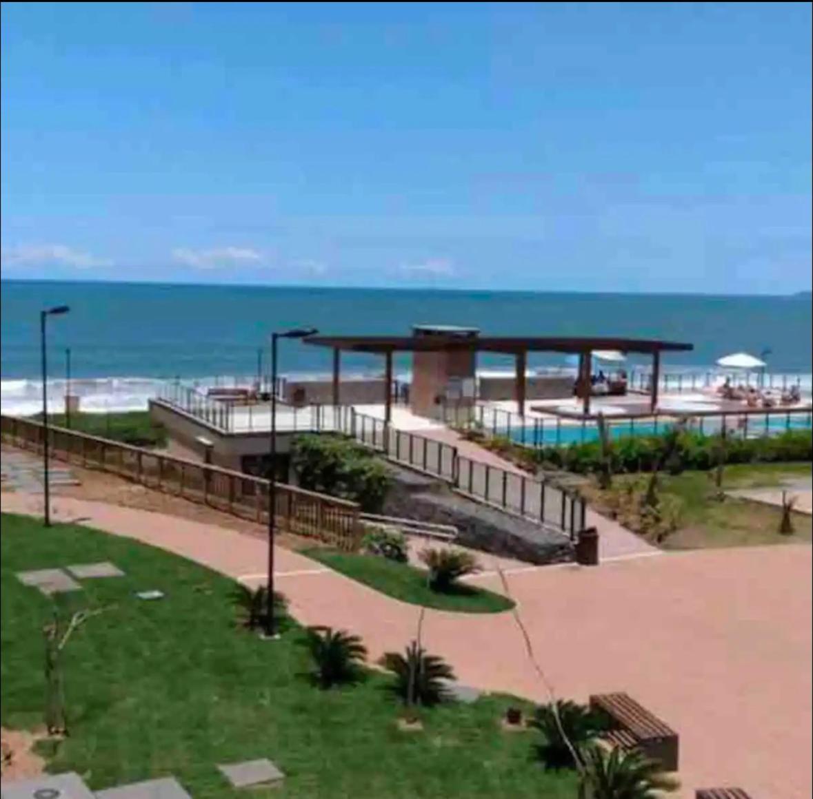 Resort Apto Frente Mar