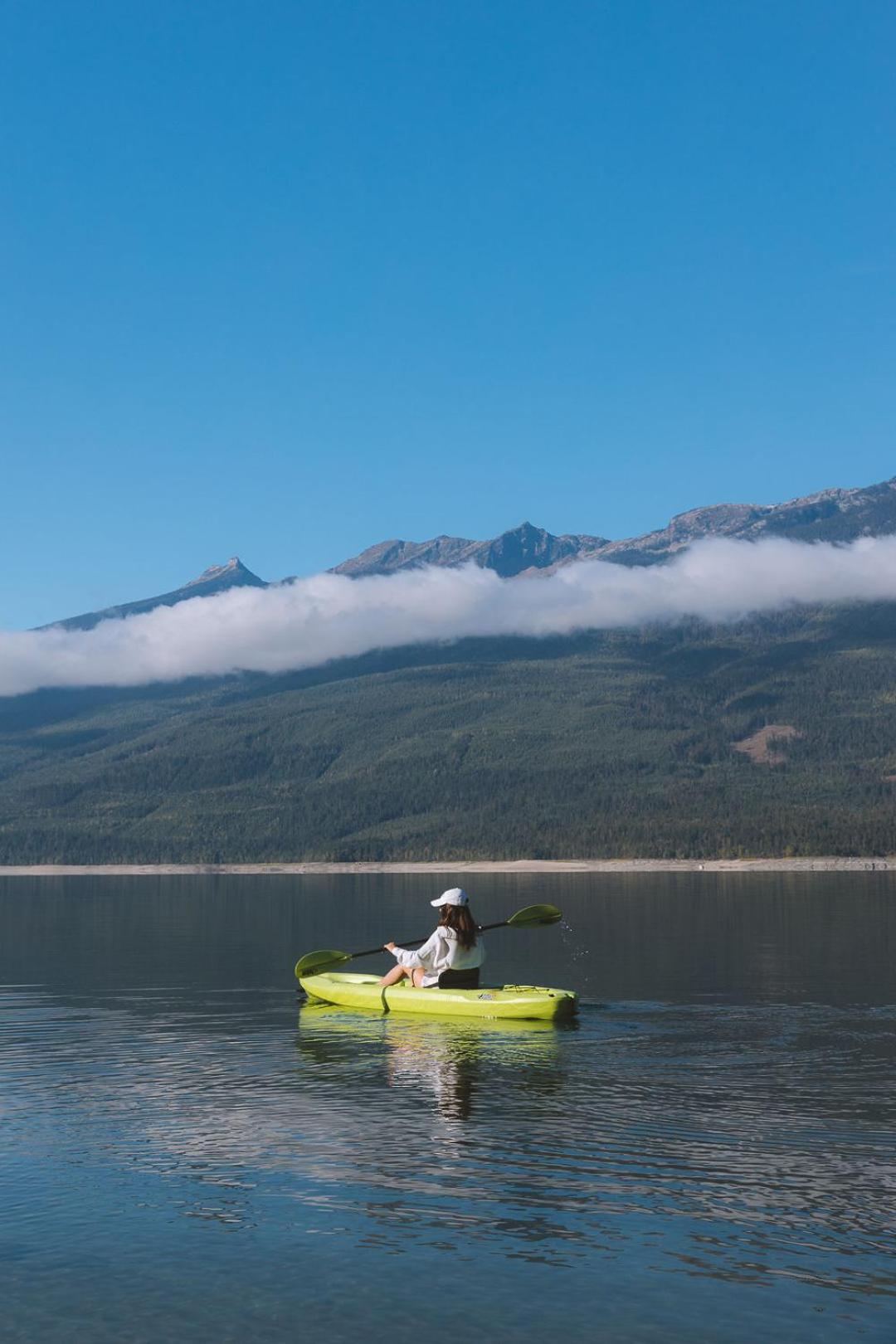 The Kootenay Lake House - A Private Luxury Retreat