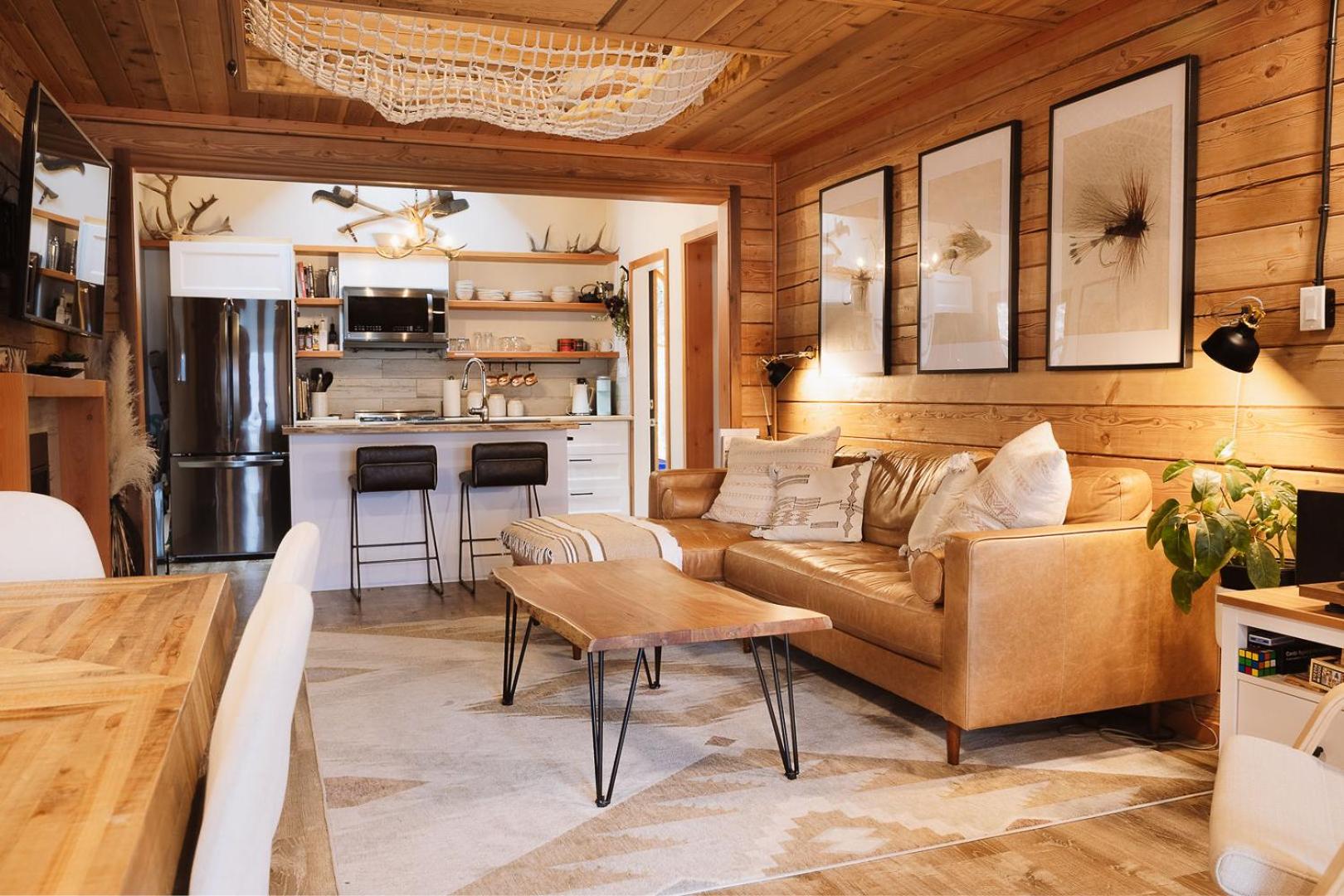 The Kootenay Lake House - A Private Luxury Retreat
